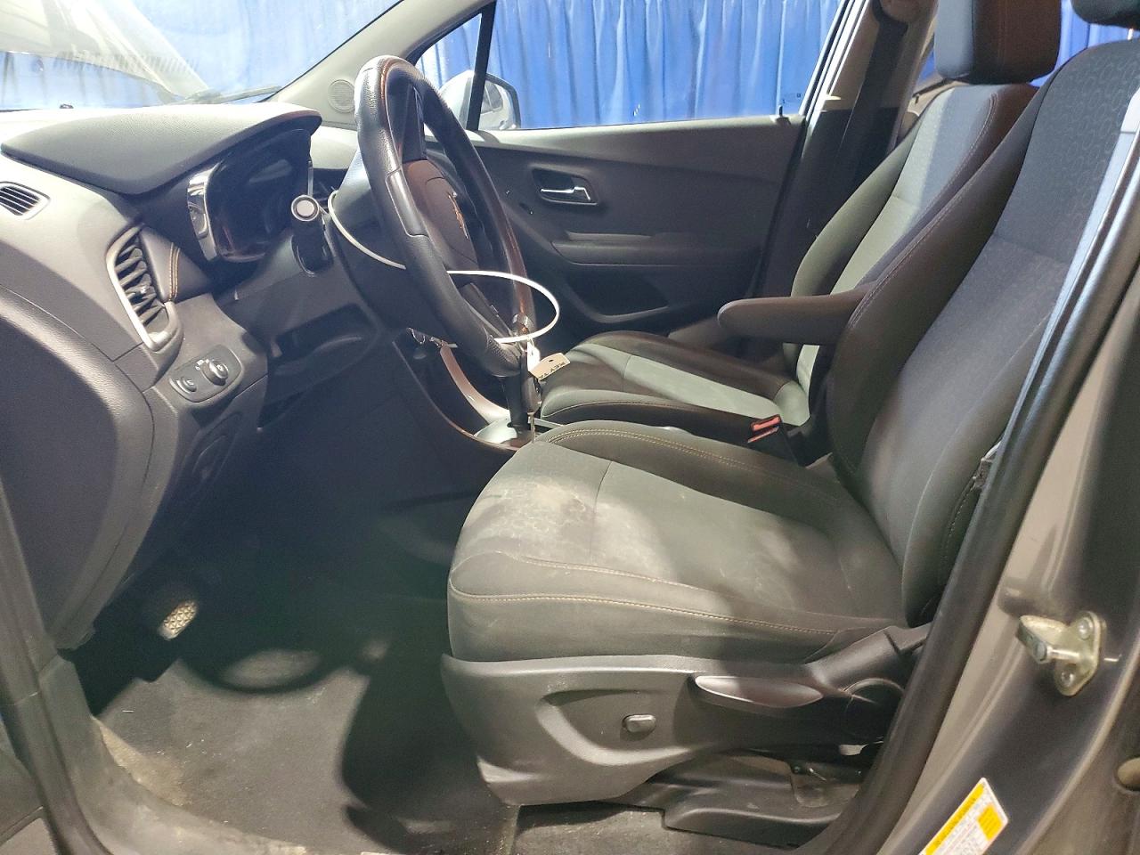 2020 CHEVROLET TRAX LS photo 7