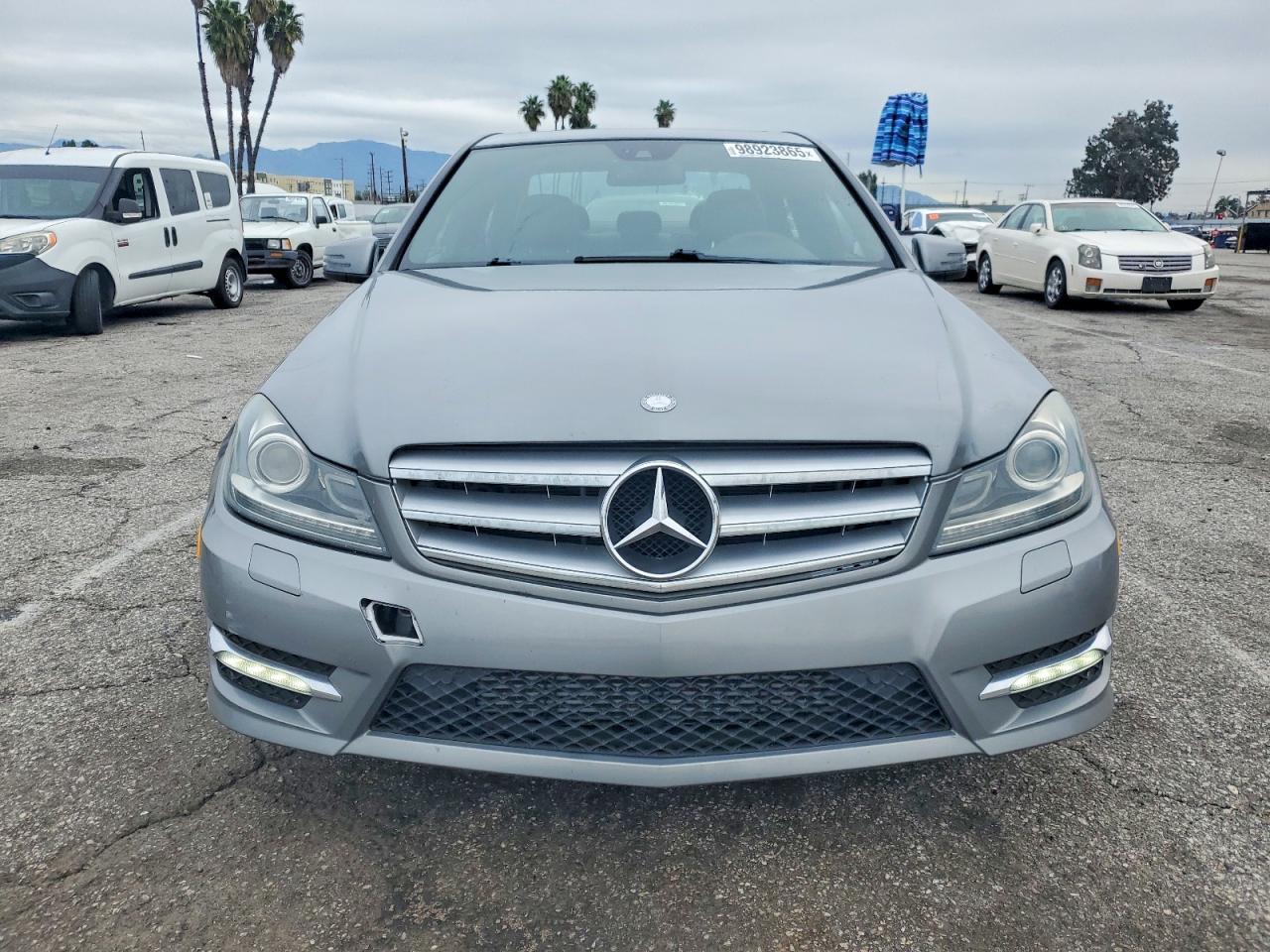 2013 MERCEDES-BENZ C 250 photo 5