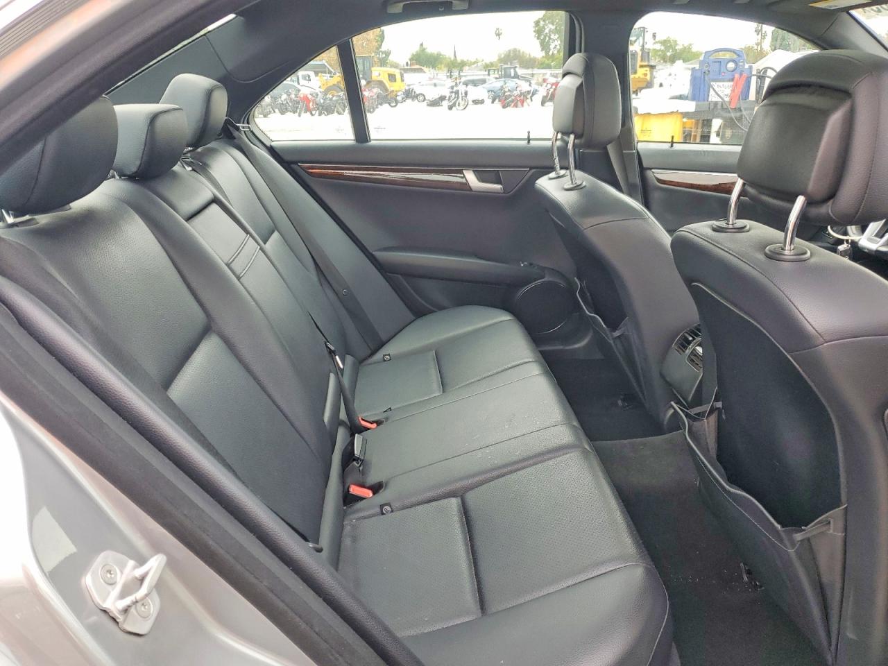 2013 MERCEDES-BENZ C 250 photo 10