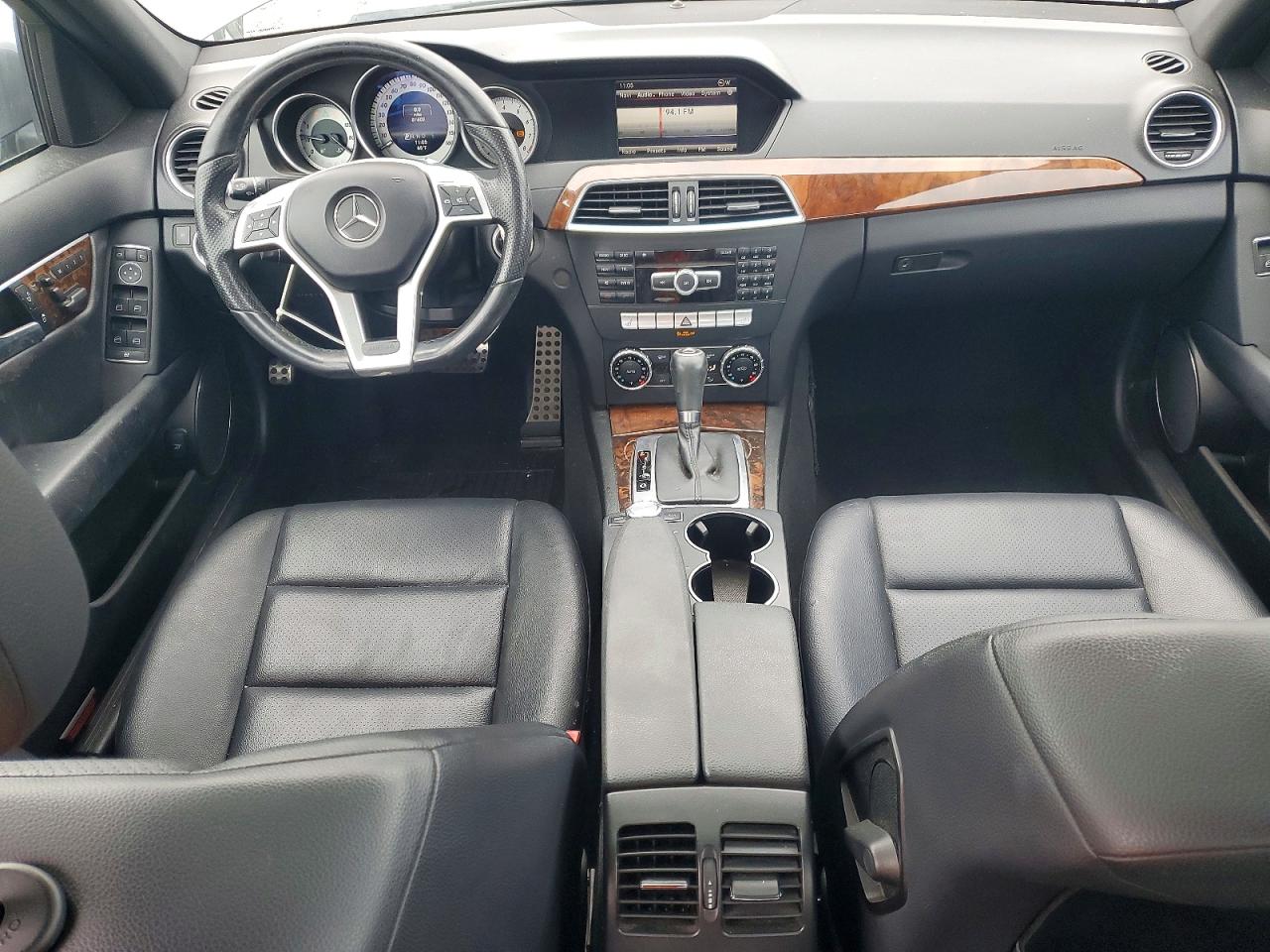2013 MERCEDES-BENZ C 250 photo 8