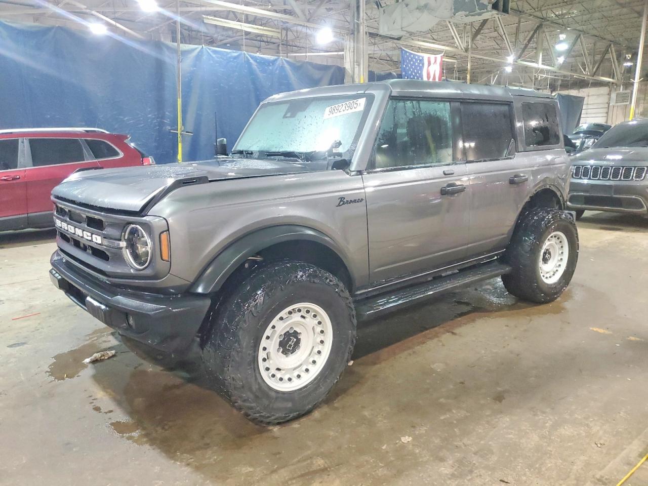 2021 FORD BRONCO
