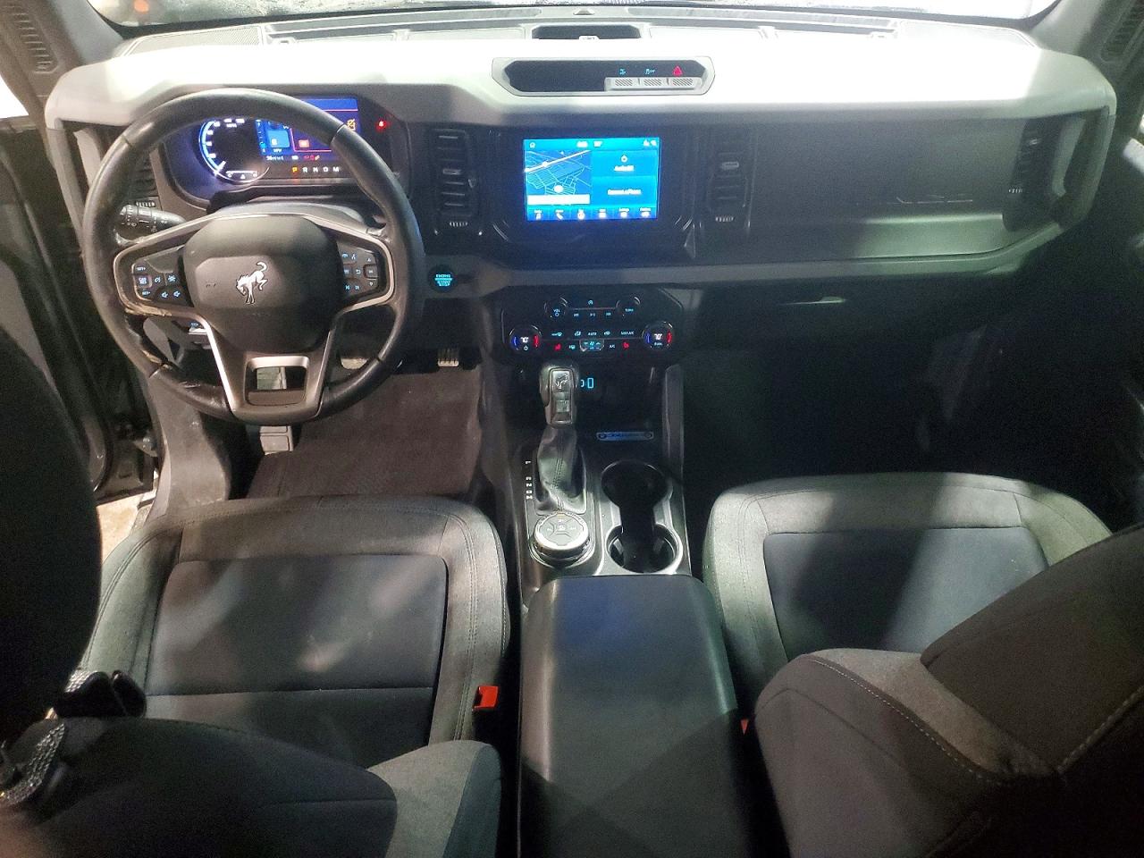 2021 FORD BRONCO BASE photo 8