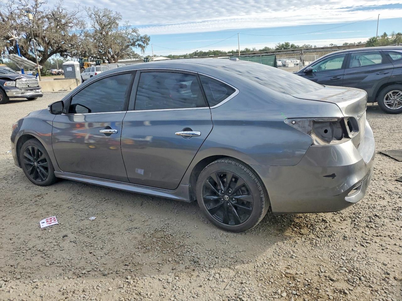 2017 NISSAN SENTRA S photo 2