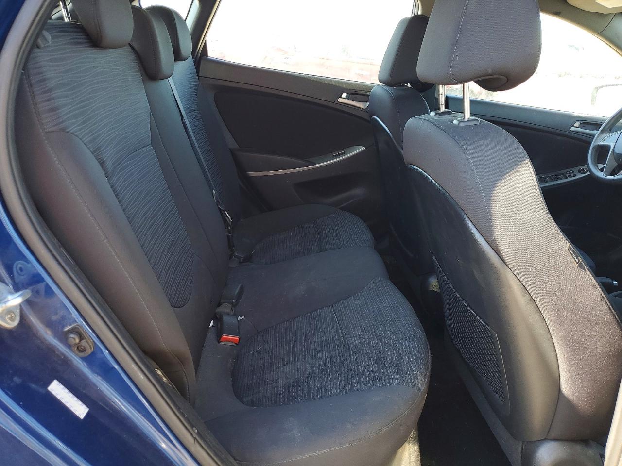 2017 HYUNDAI ACCENT SE photo 10