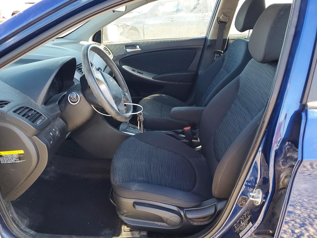 2017 HYUNDAI ACCENT SE photo 7