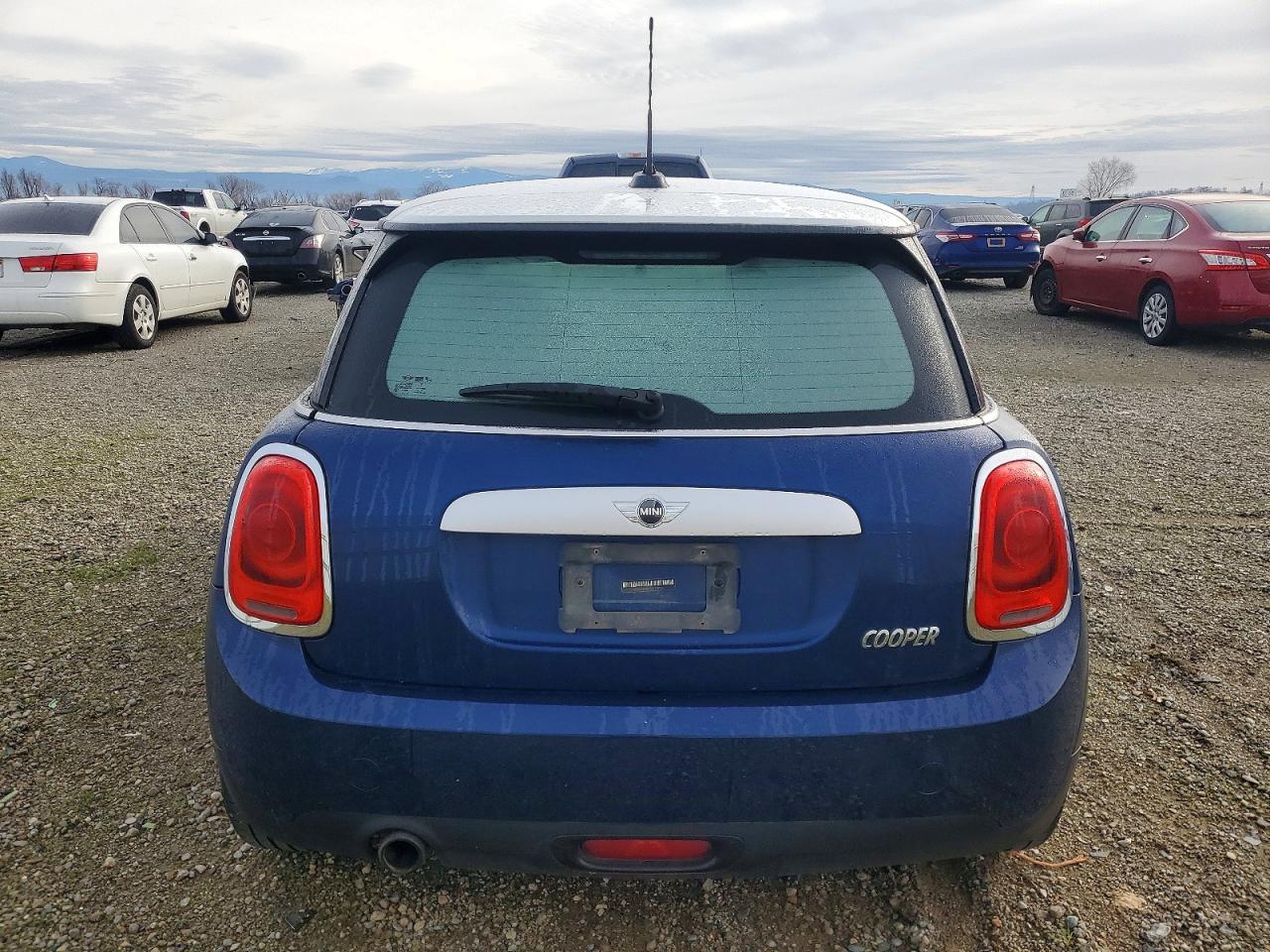2014 MINI COOPER photo 11