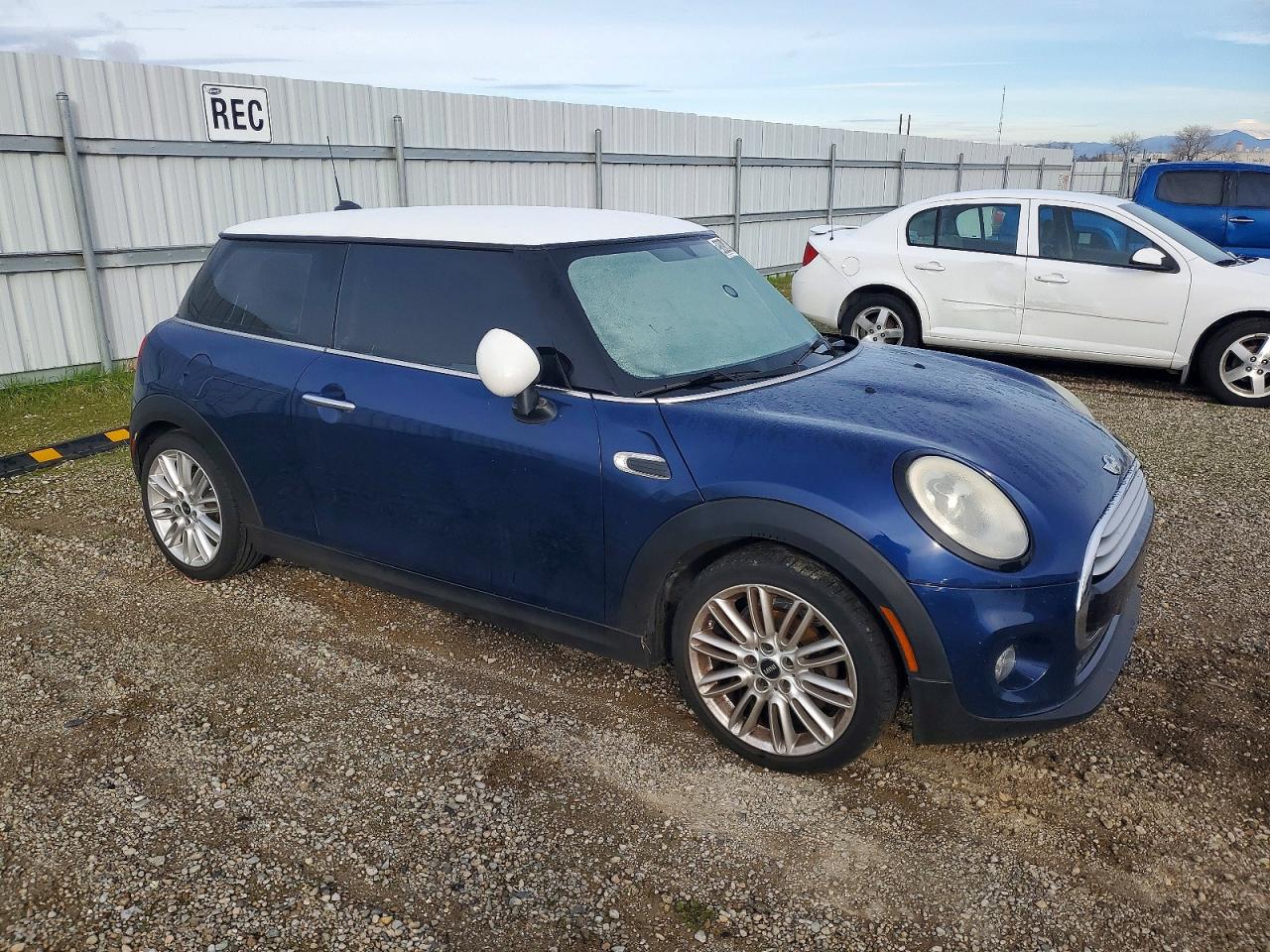 2014 MINI COOPER photo 7