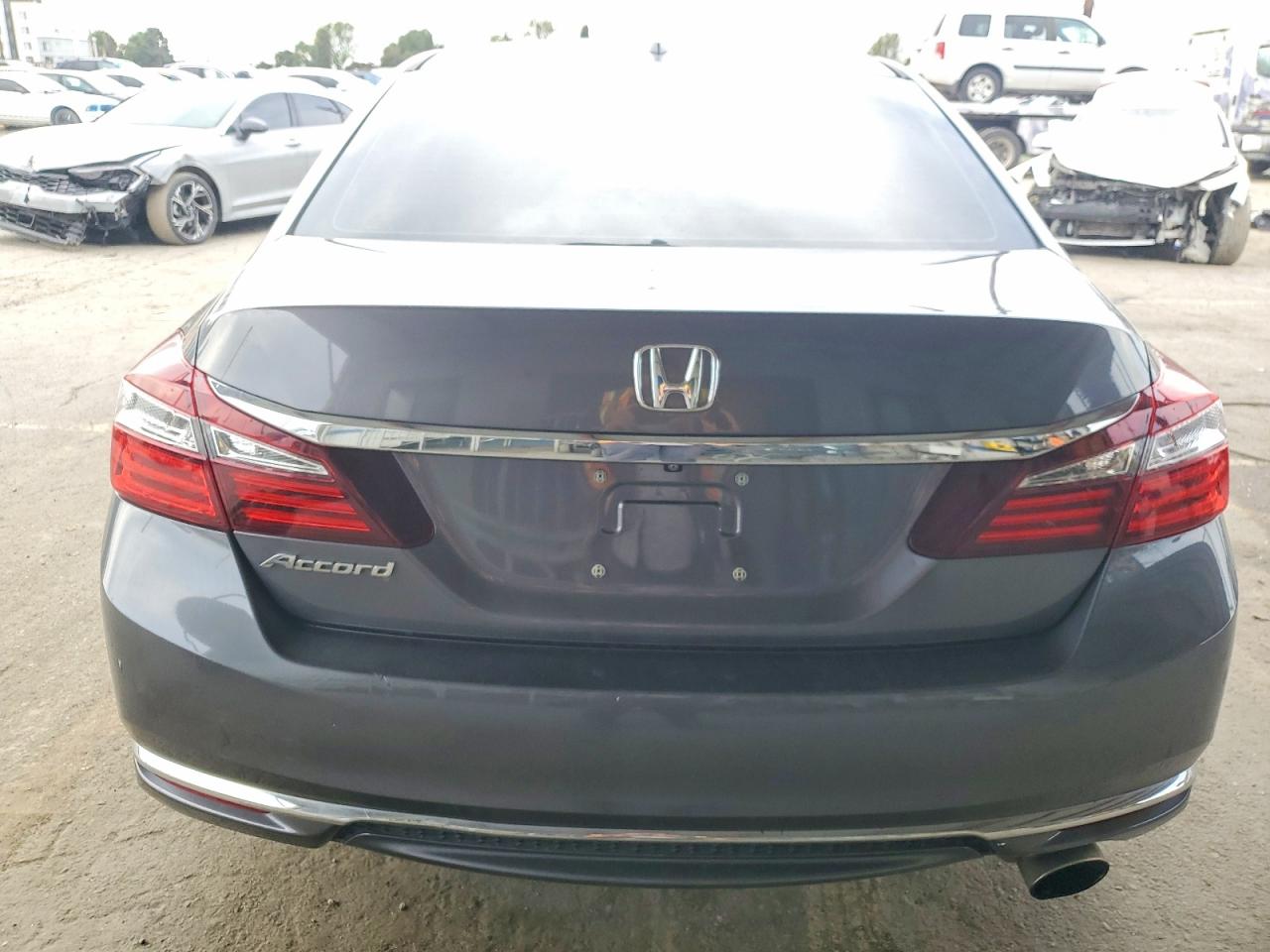 2016 HONDA ACCORD EXL photo 6