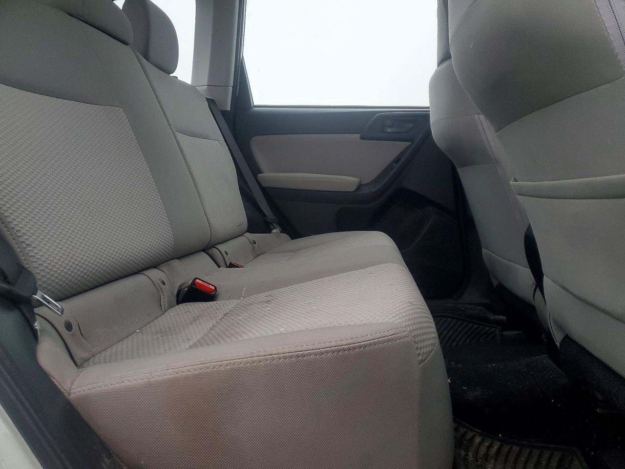 2015 SUBARU FORESTER 2.5I photo 11