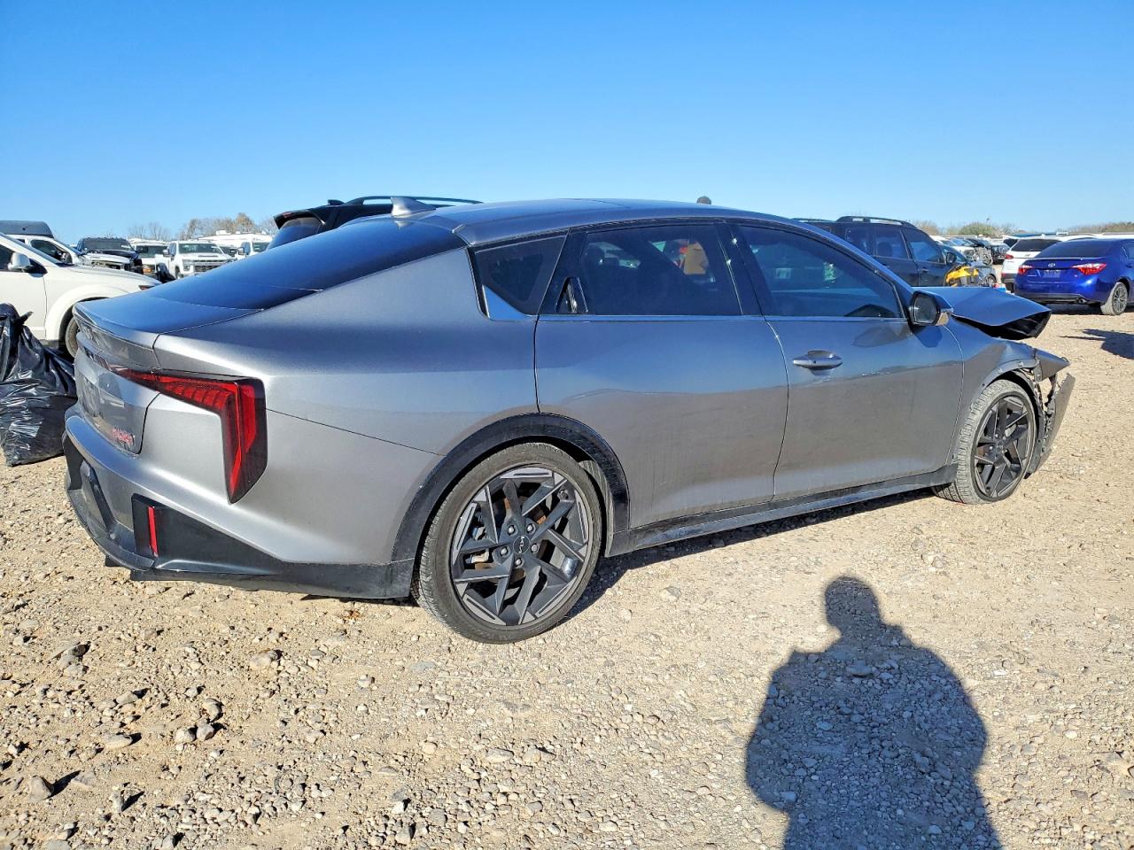 2025 KIA K4 GT LINE photo 3