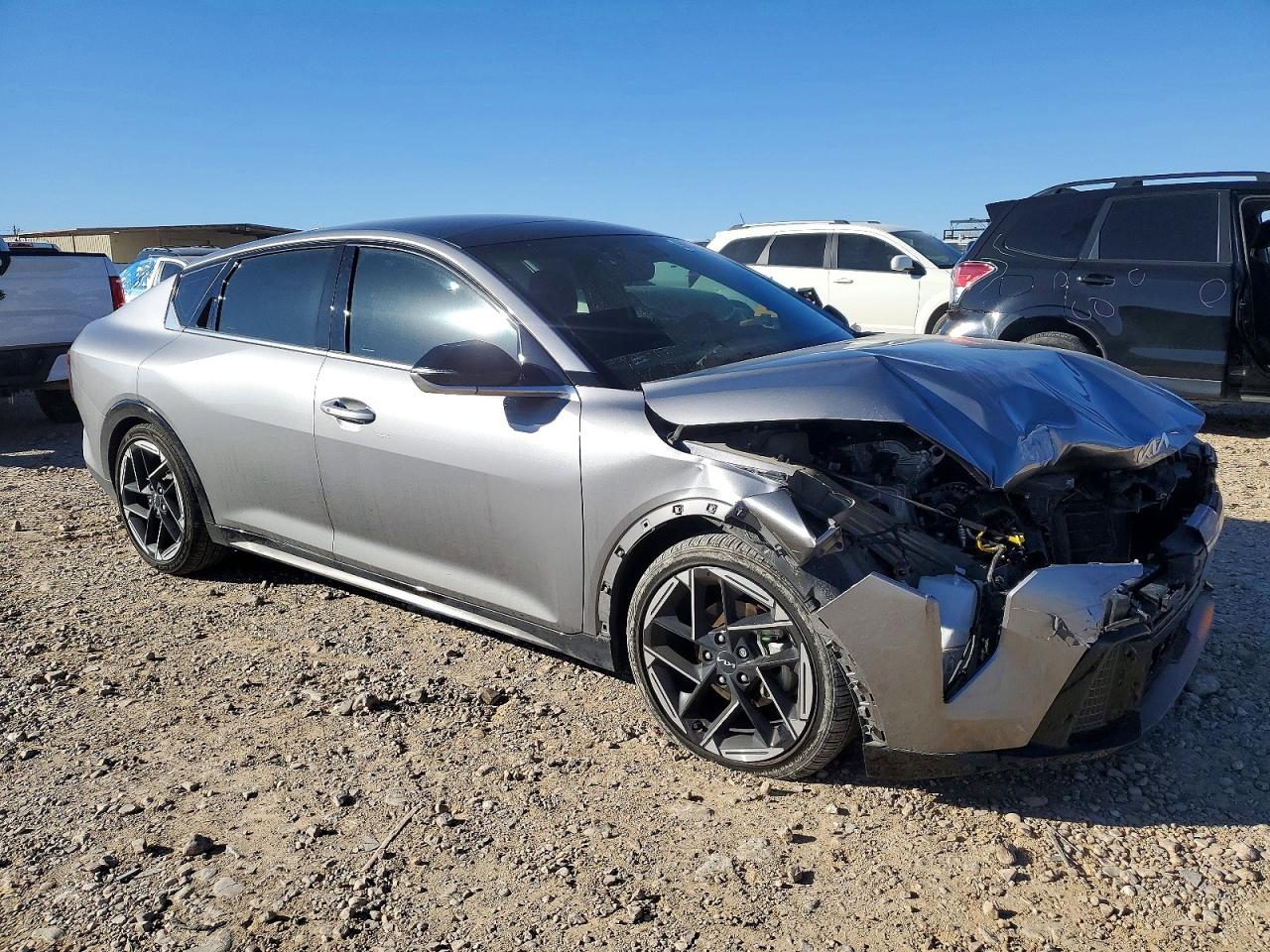 2025 KIA K4 GT LINE photo 4