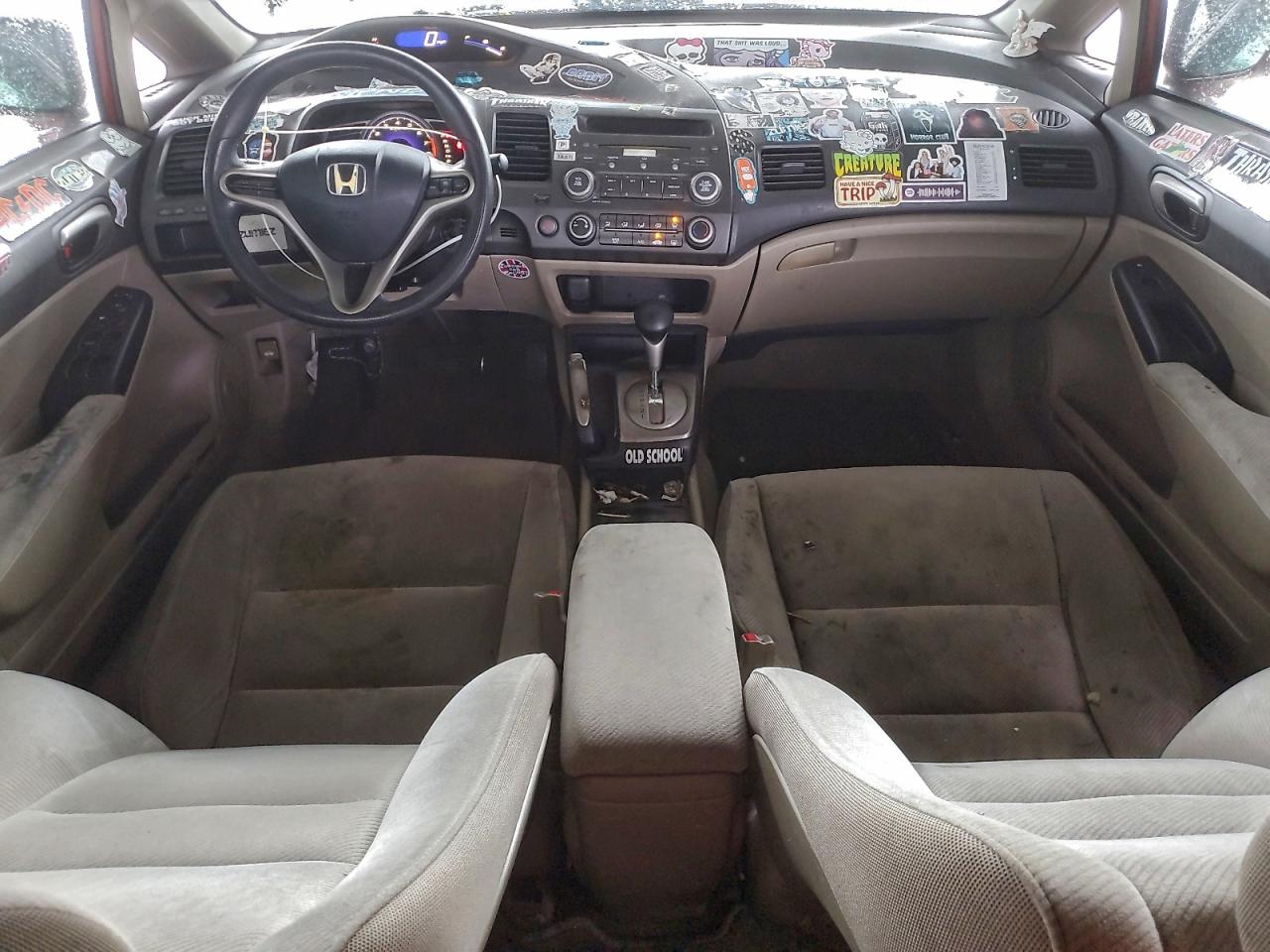 2011 HONDA CIVIC LX photo 8
