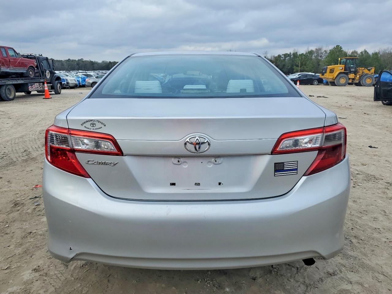 2012 TOYOTA CAMRY BASE photo 6