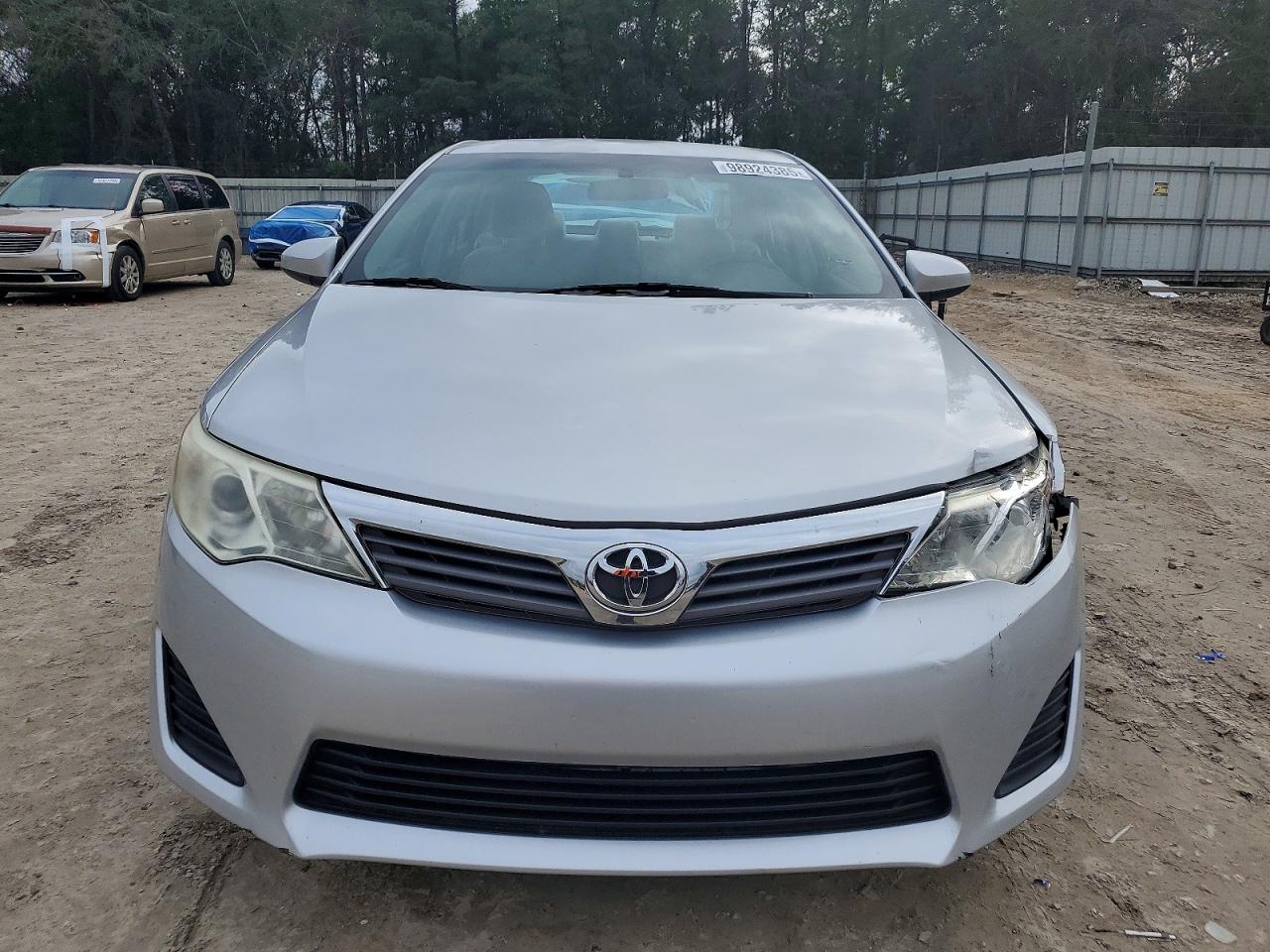 2012 TOYOTA CAMRY BASE photo 5