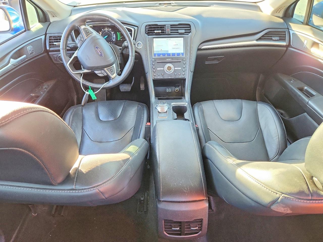 2020 FORD FUSION TITANIUM photo 8