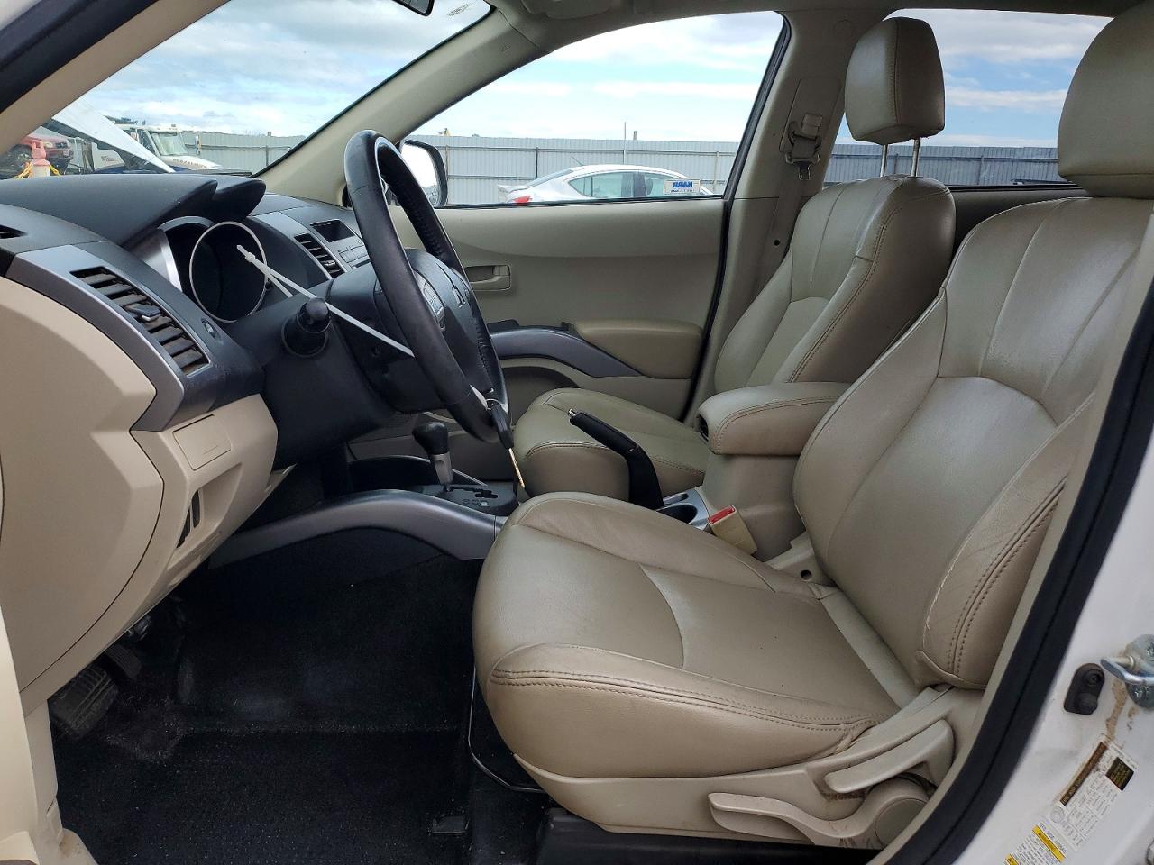 2007 MITSUBISHI OUTLANDER ES photo 7