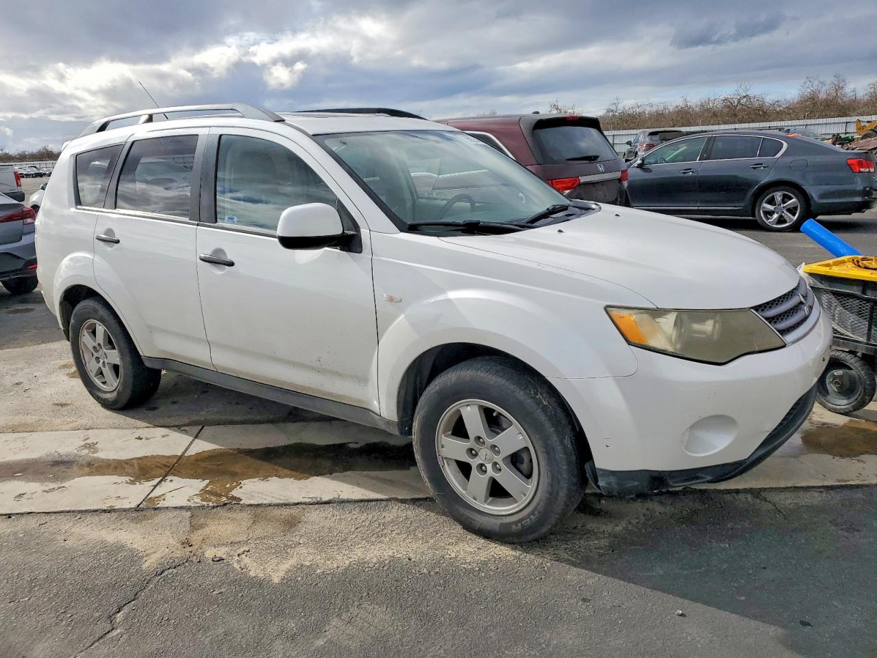 2007 MITSUBISHI OUTLANDER ES photo 4