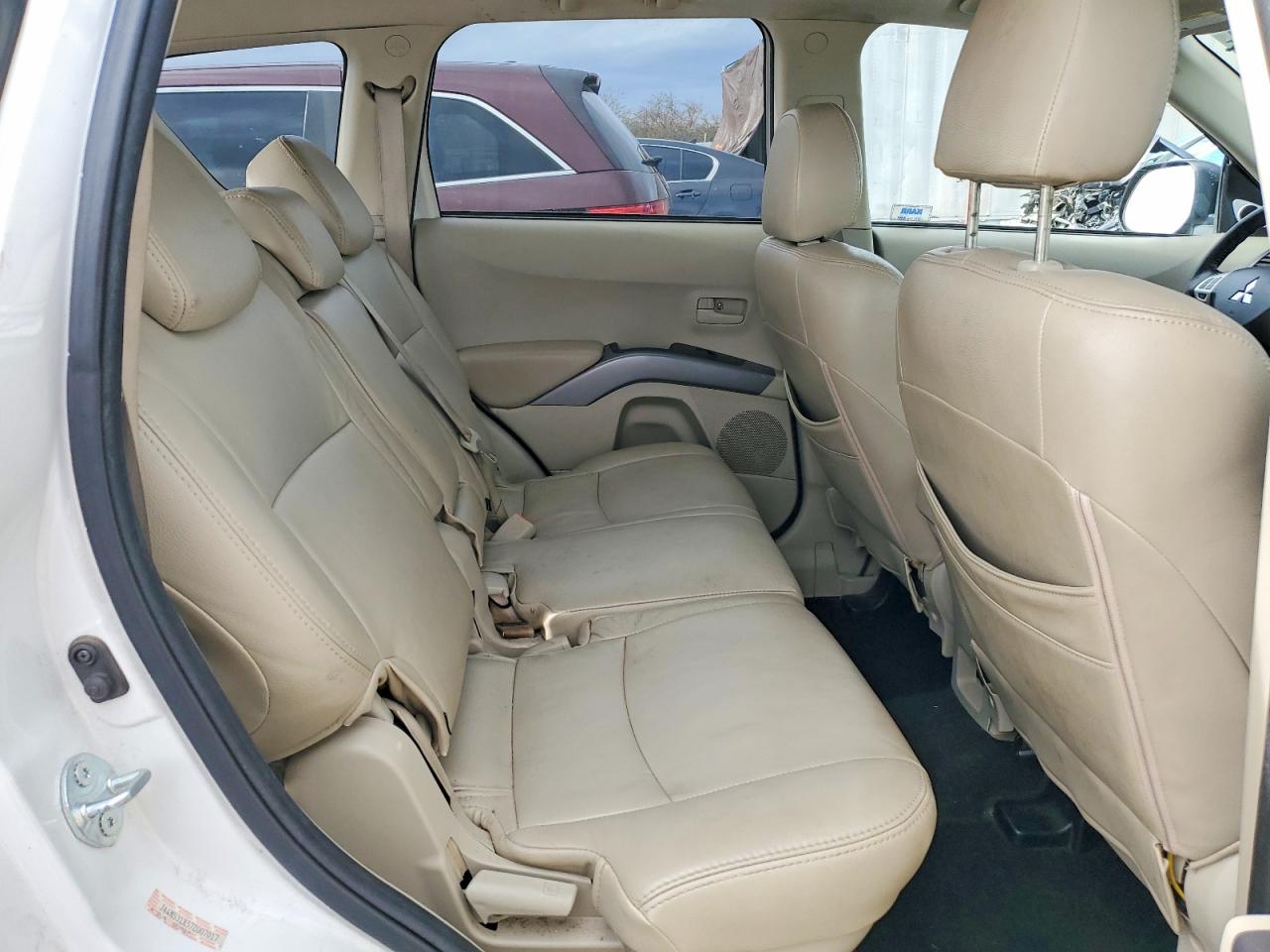 2007 MITSUBISHI OUTLANDER ES photo 11
