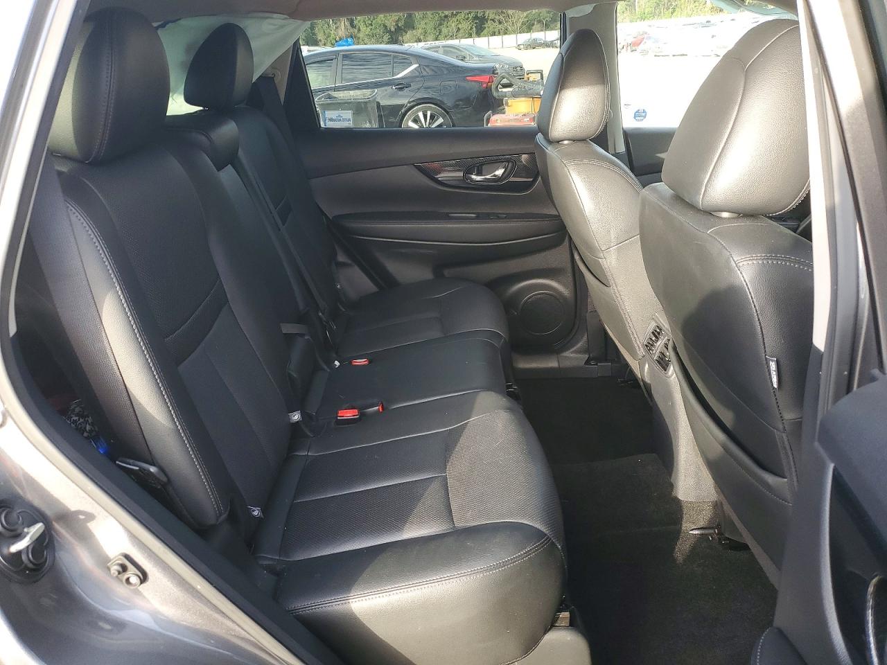 2020 NISSAN ROGUE S photo 11