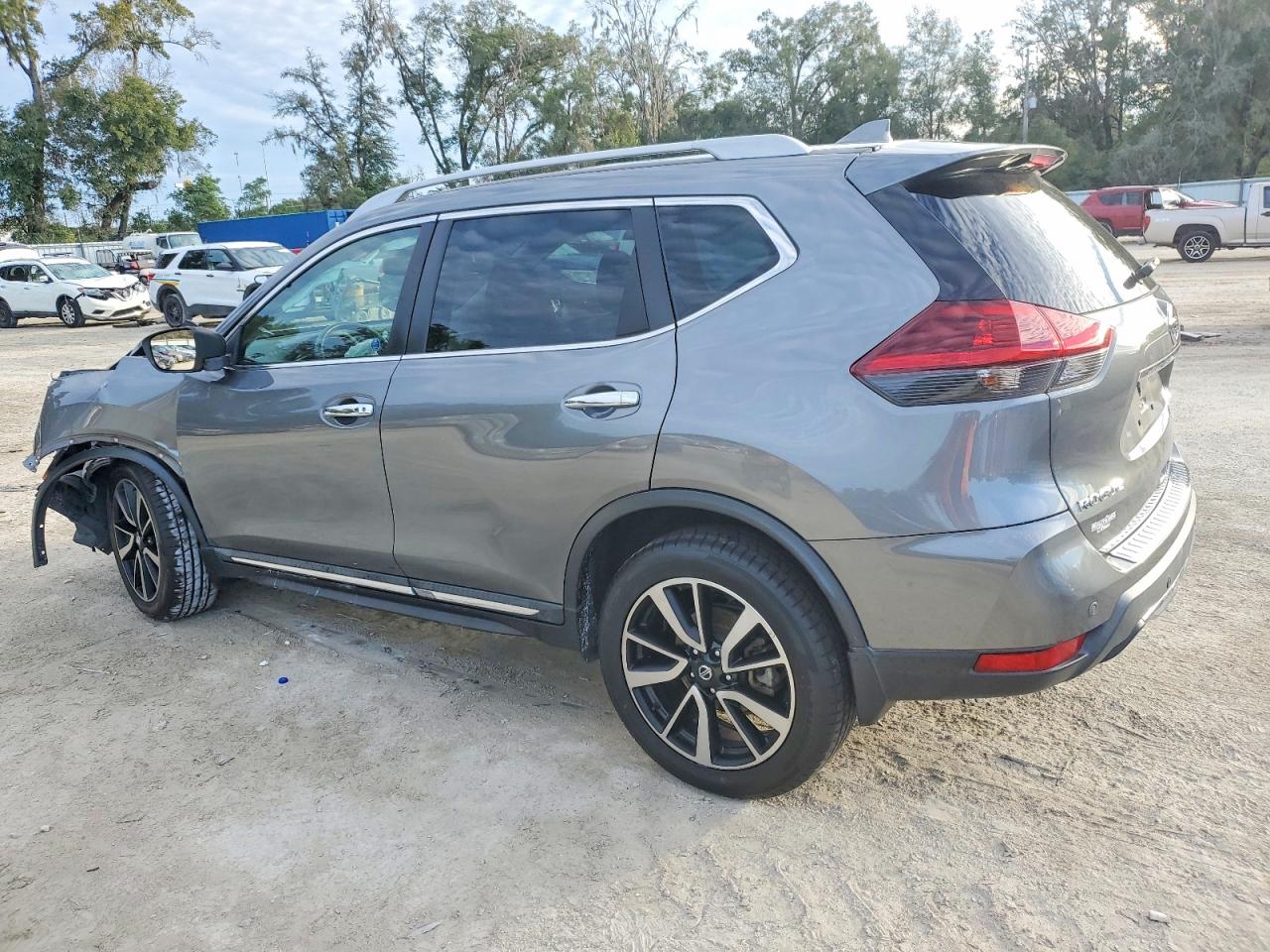 2020 NISSAN ROGUE S photo 2