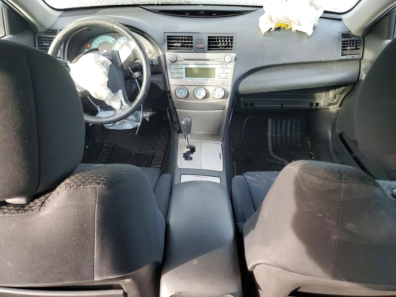 2009 TOYOTA CAMRY BASE photo 8