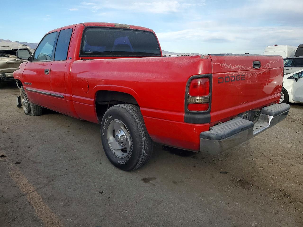 2001 DODGE RAM 1500 photo 2