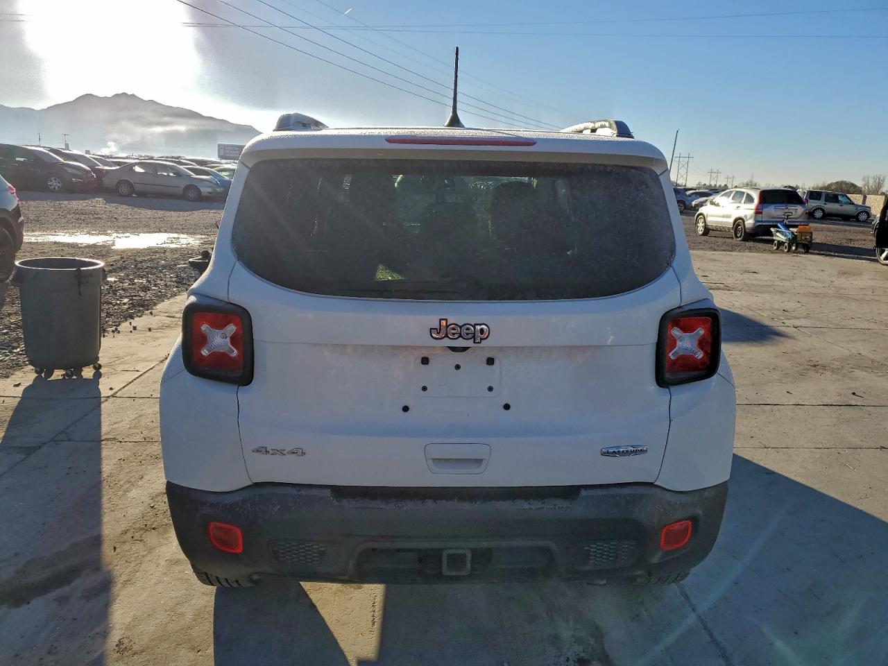 2019 JEEP RENEGADE LATITUDE photo 6