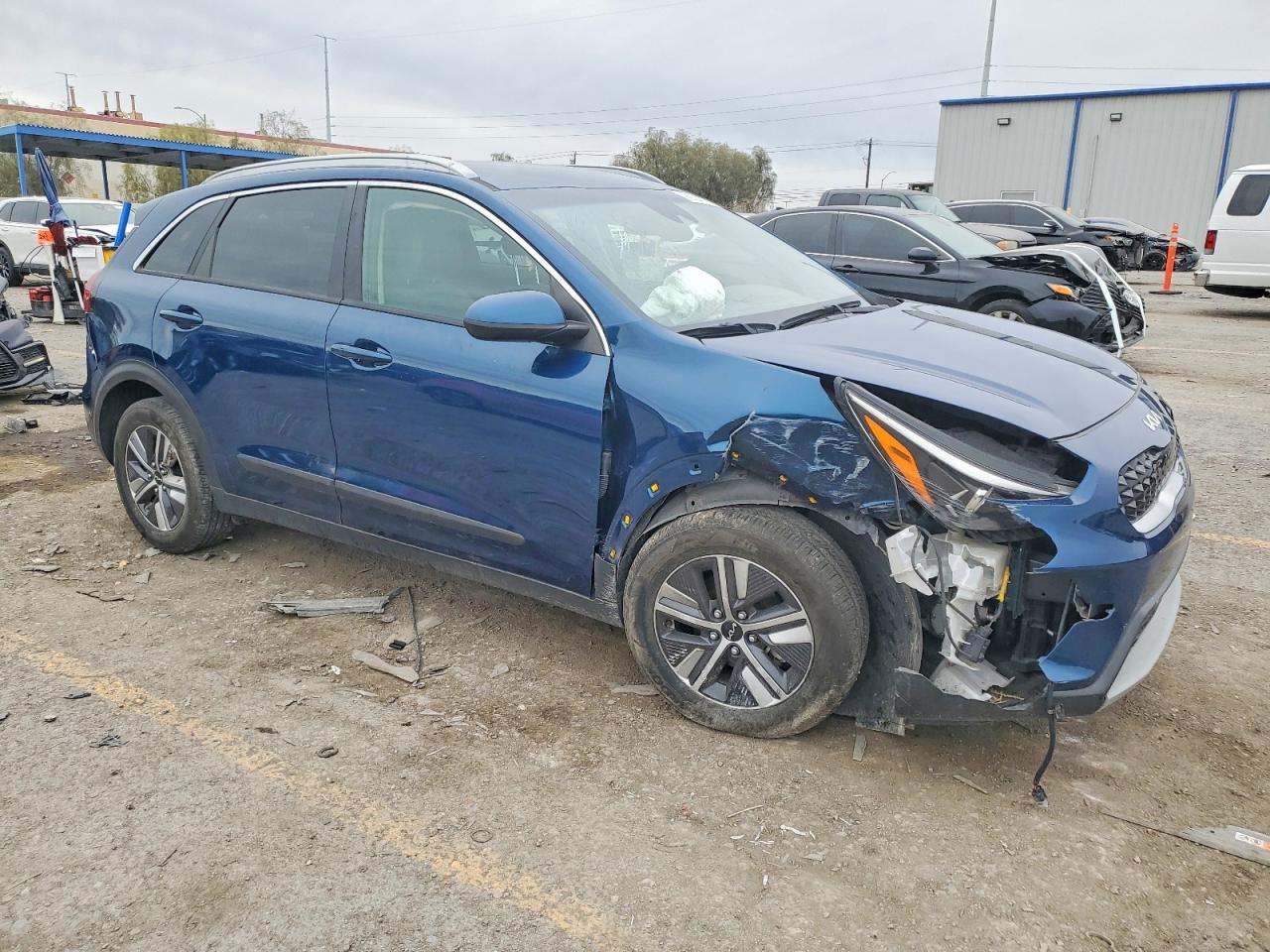 2022 KIA NIRO LX photo 4