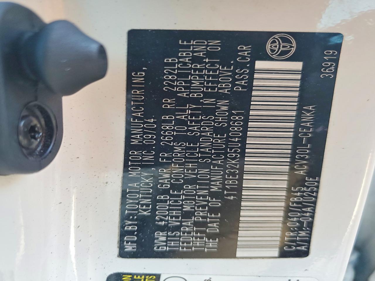 2005 TOYOTA CAMRY LE photo 12