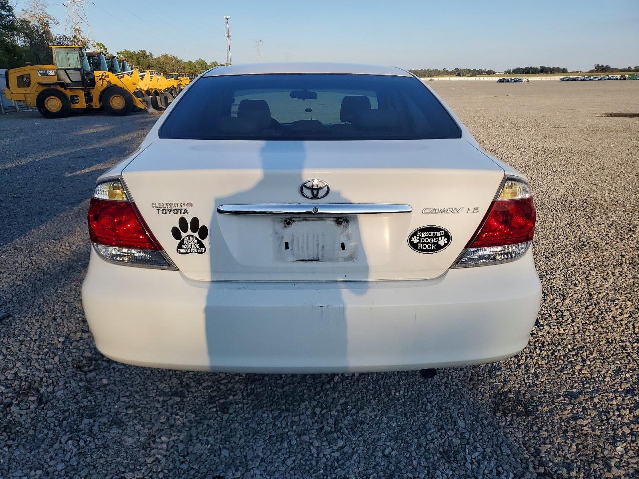 2005 TOYOTA CAMRY LE photo 6
