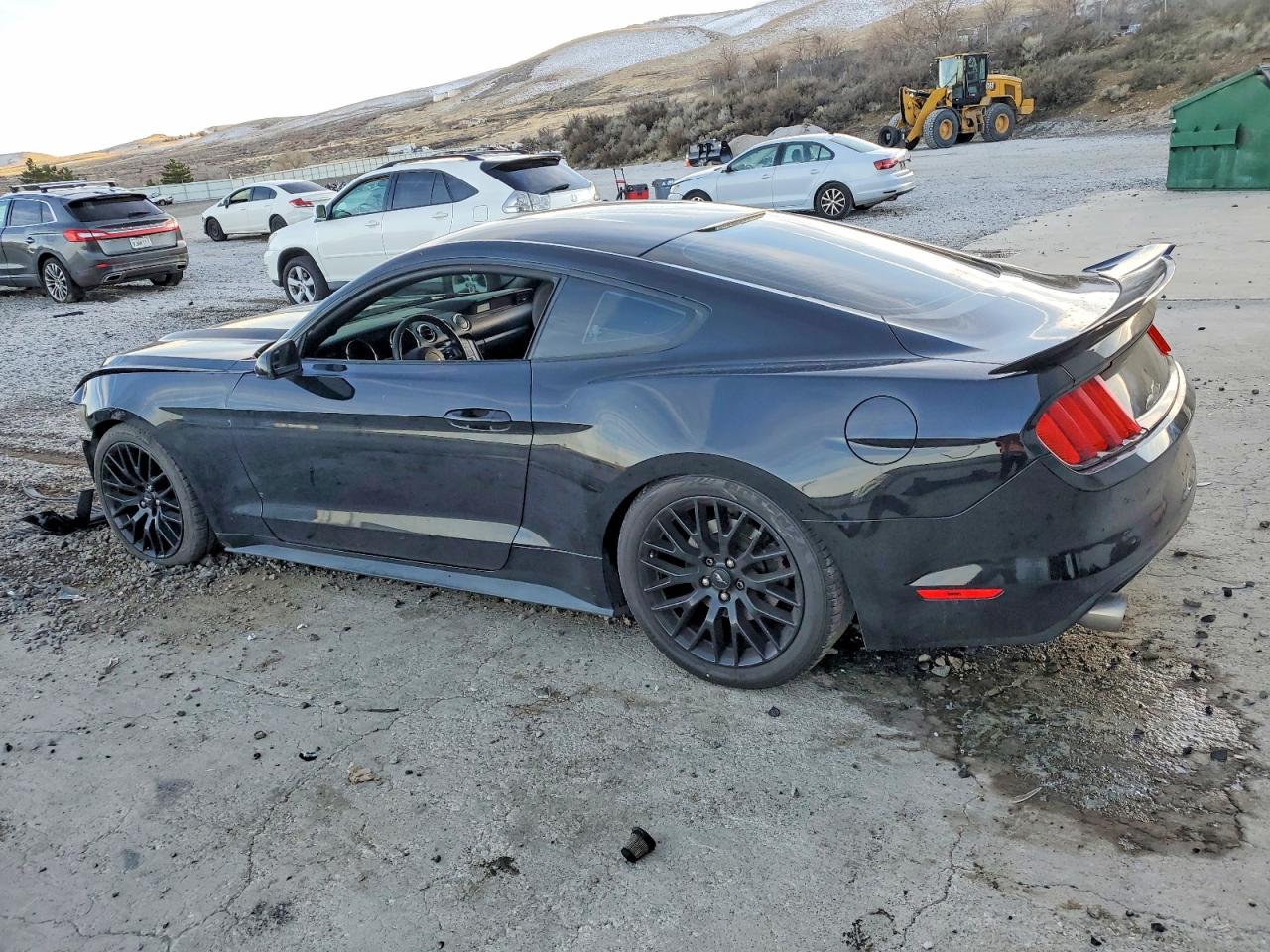 2015 FORD MUSTANG photo 2