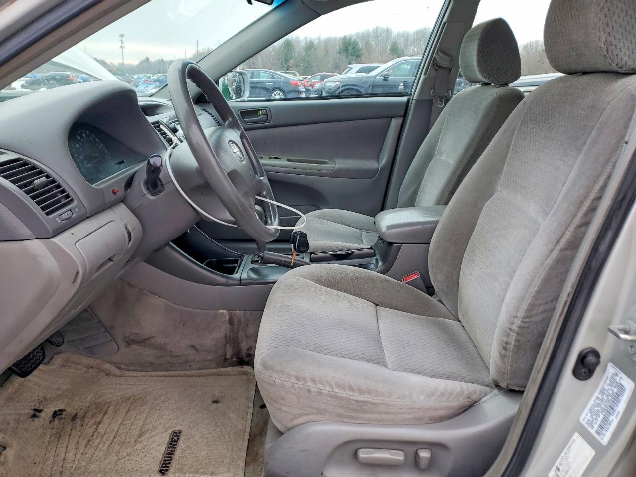 2003 TOYOTA CAMRY LE photo 7