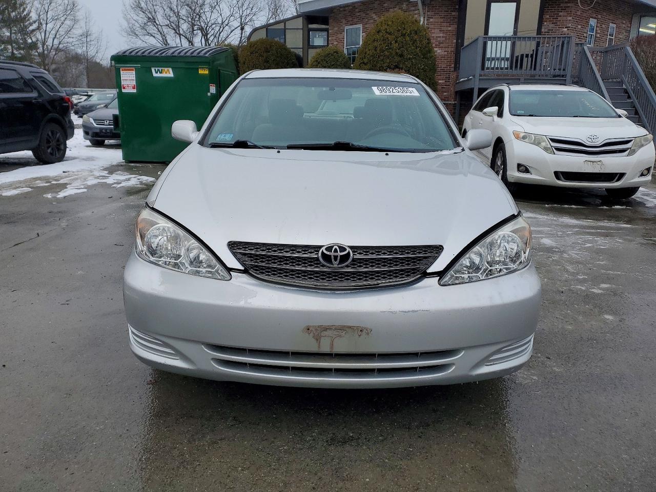 2003 TOYOTA CAMRY LE photo 5