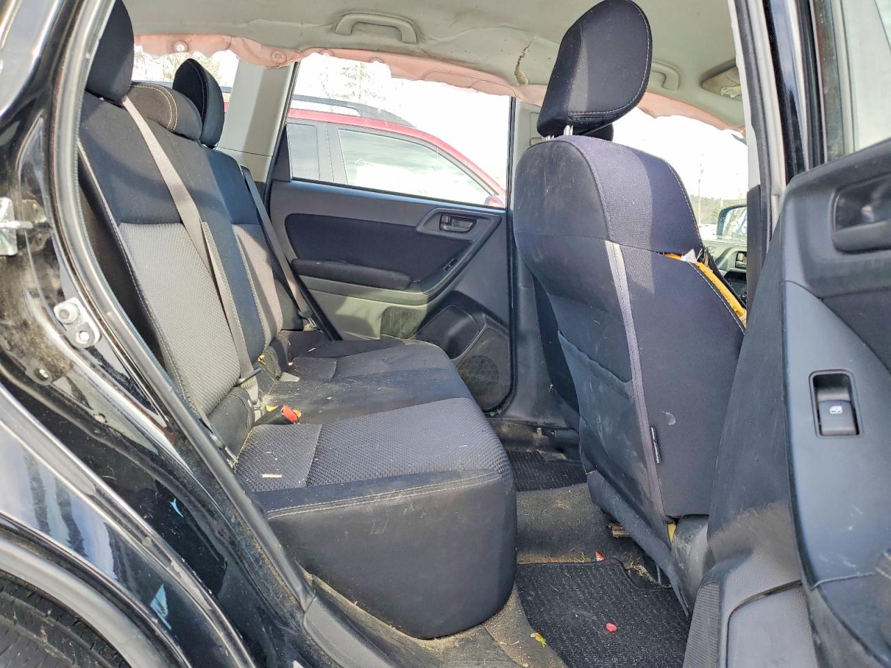 2015 SUBARU FORESTER 2.5I photo 11
