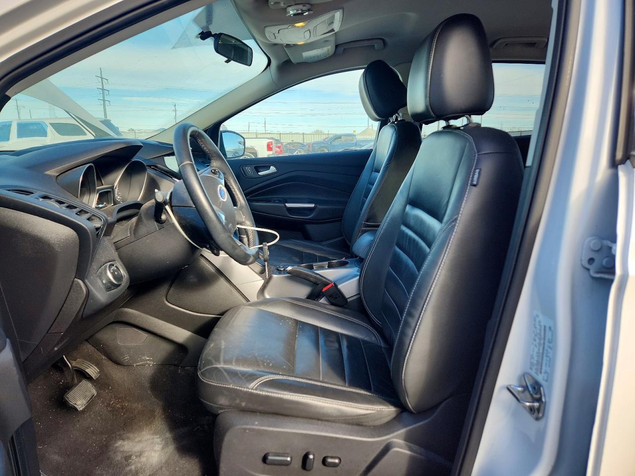 2015 FORD ESCAPE SE photo 7