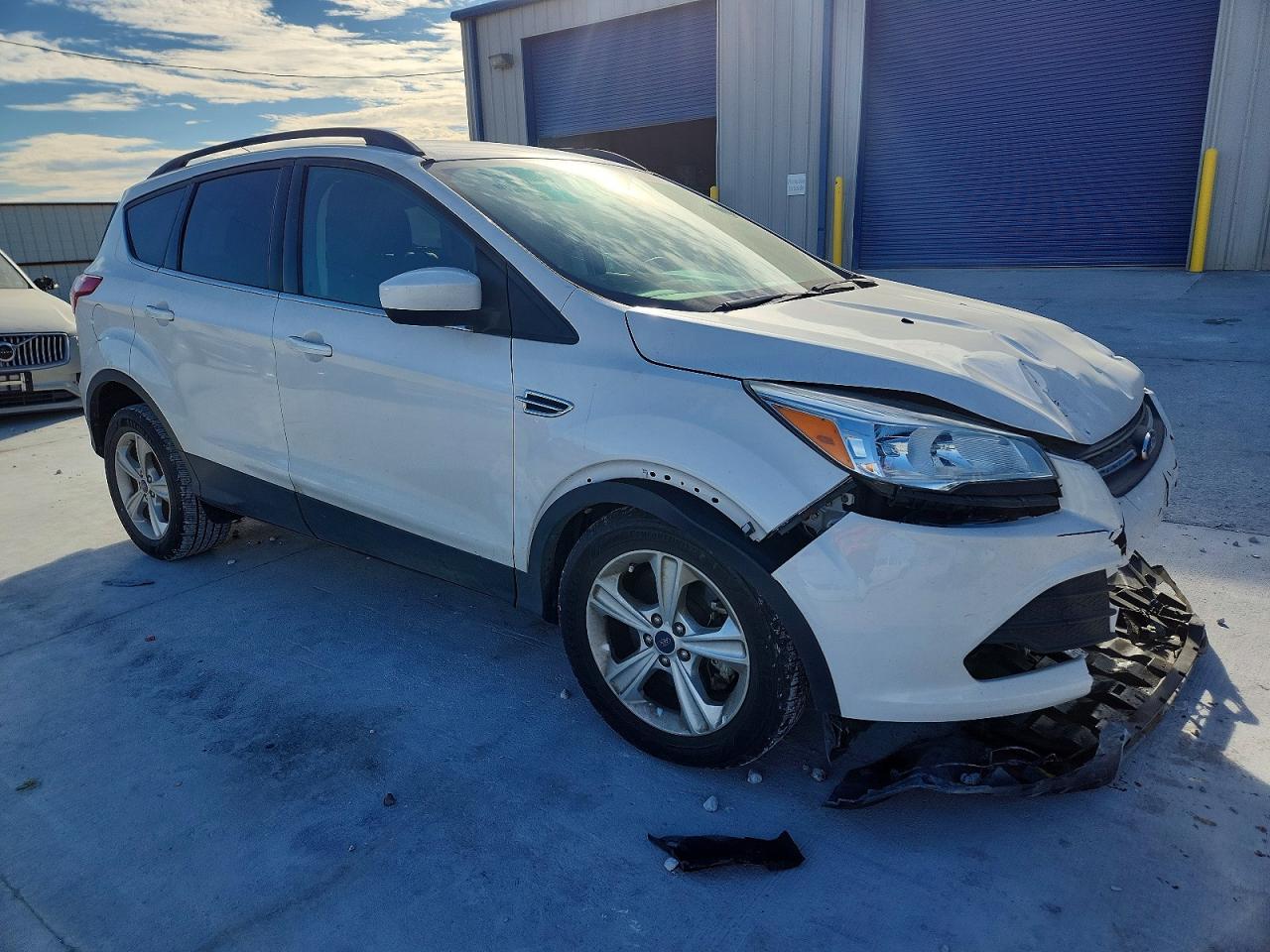 2015 FORD ESCAPE SE photo 4