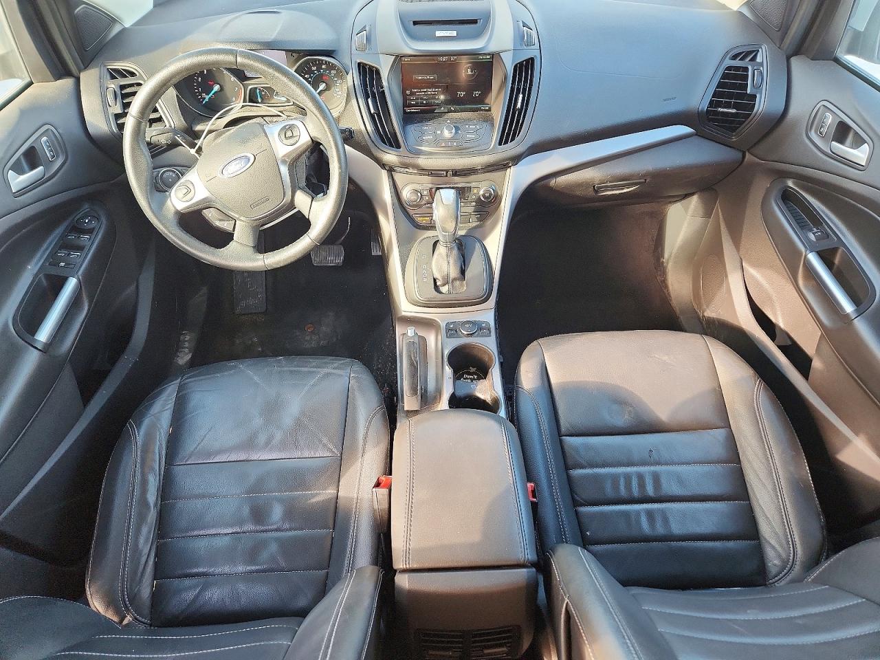 2015 FORD ESCAPE SE photo 8