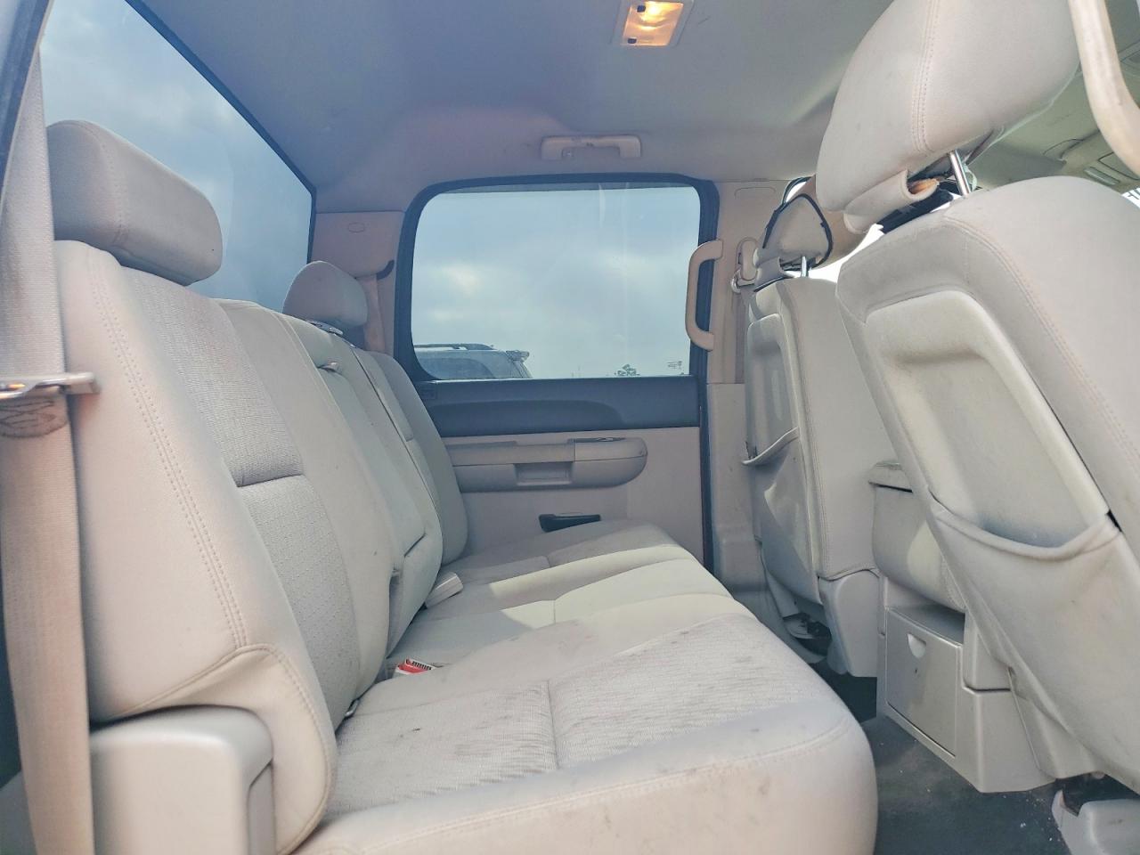 2010 CHEVROLET SILVERADO C1500 LT photo 10