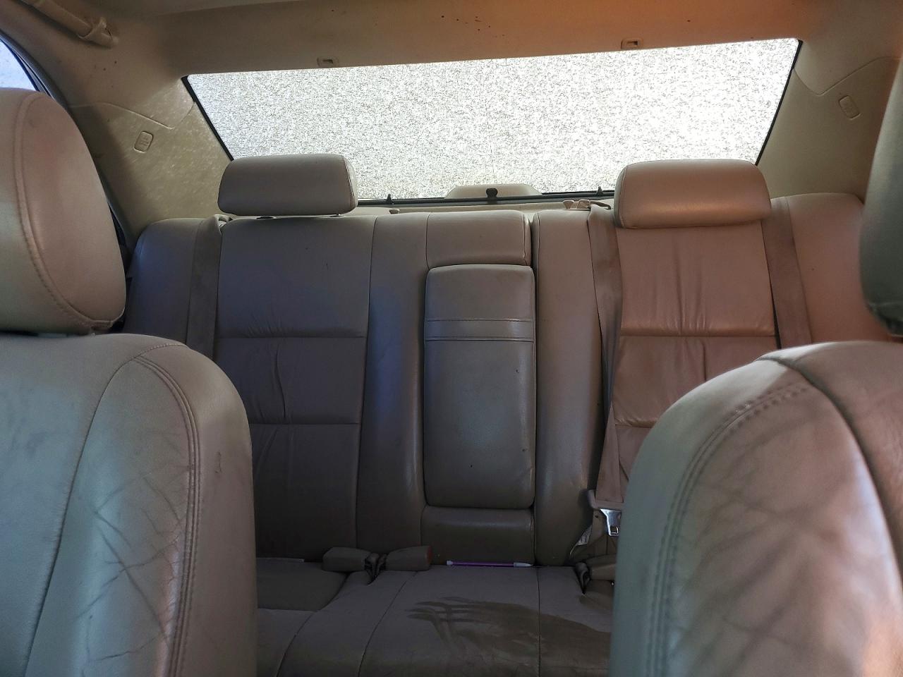 2002 TOYOTA CAMRY LE photo 10