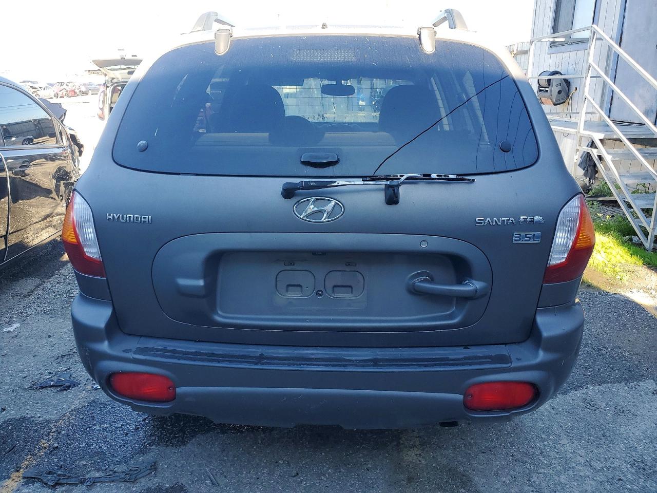 2004 HYUNDAI SANTA FE GLS photo 6
