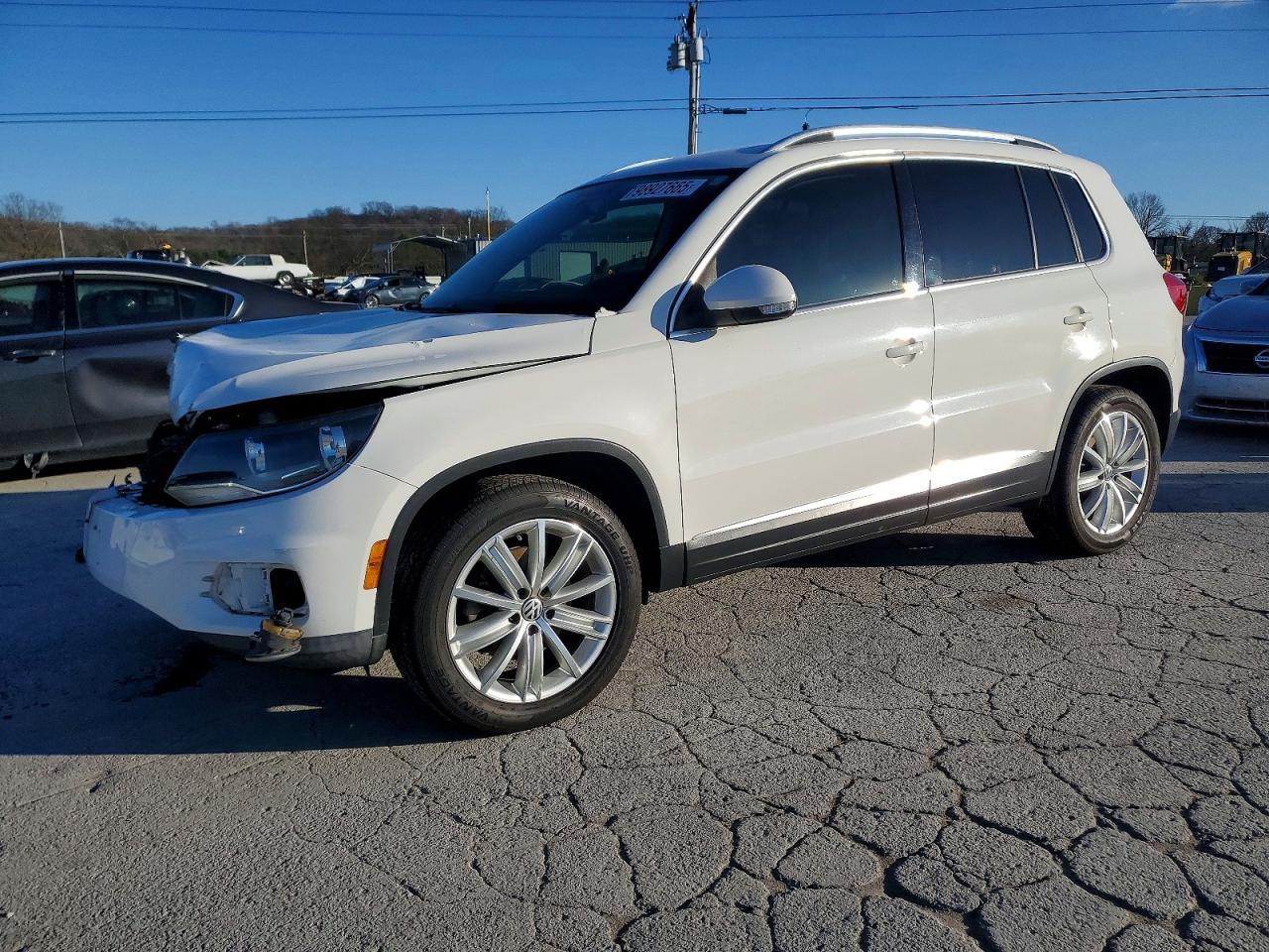 2012 VOLKSWAGEN TIGUAN