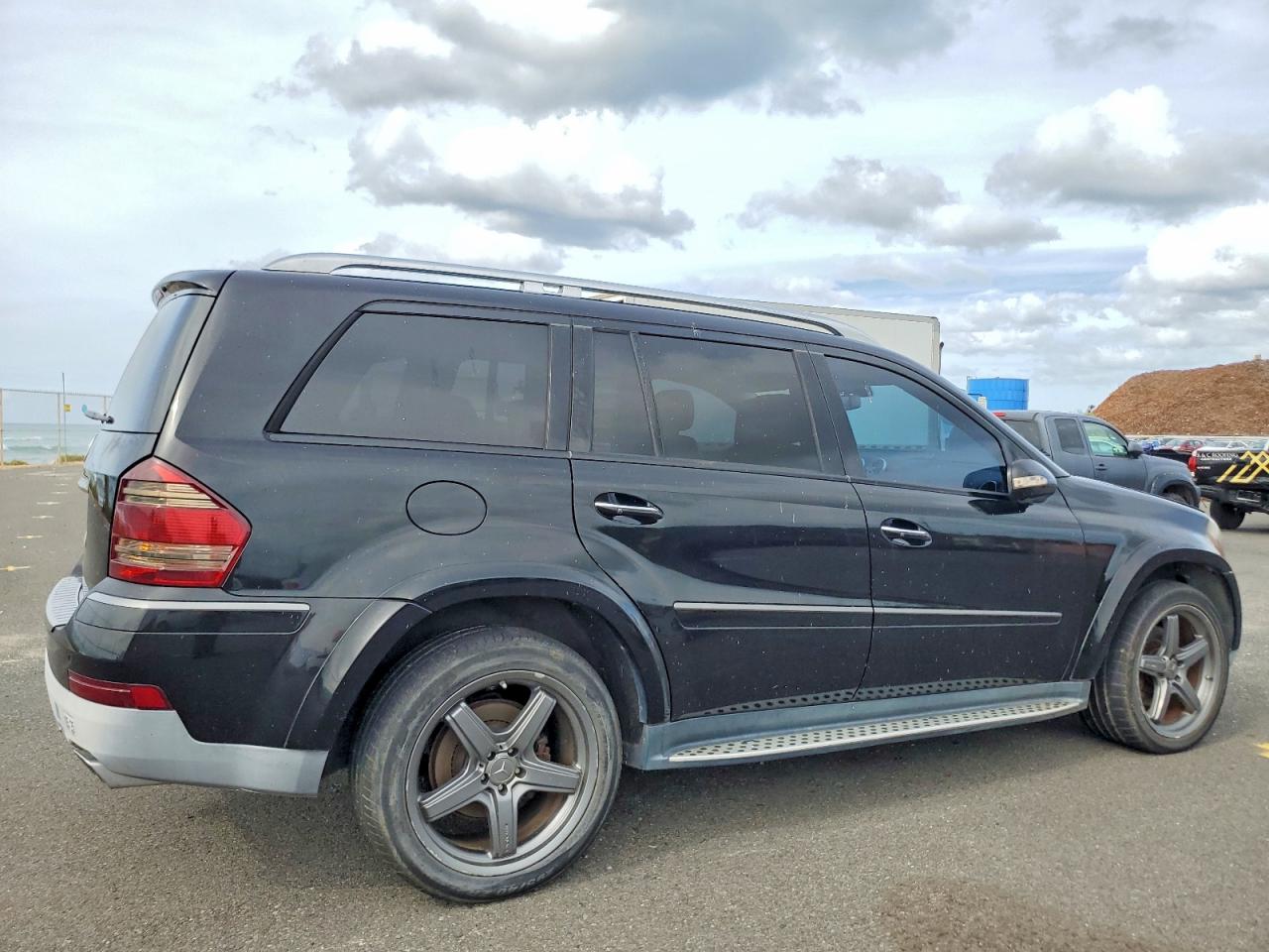 2008 MERCEDES-BENZ GL 550 4MATIC photo 3