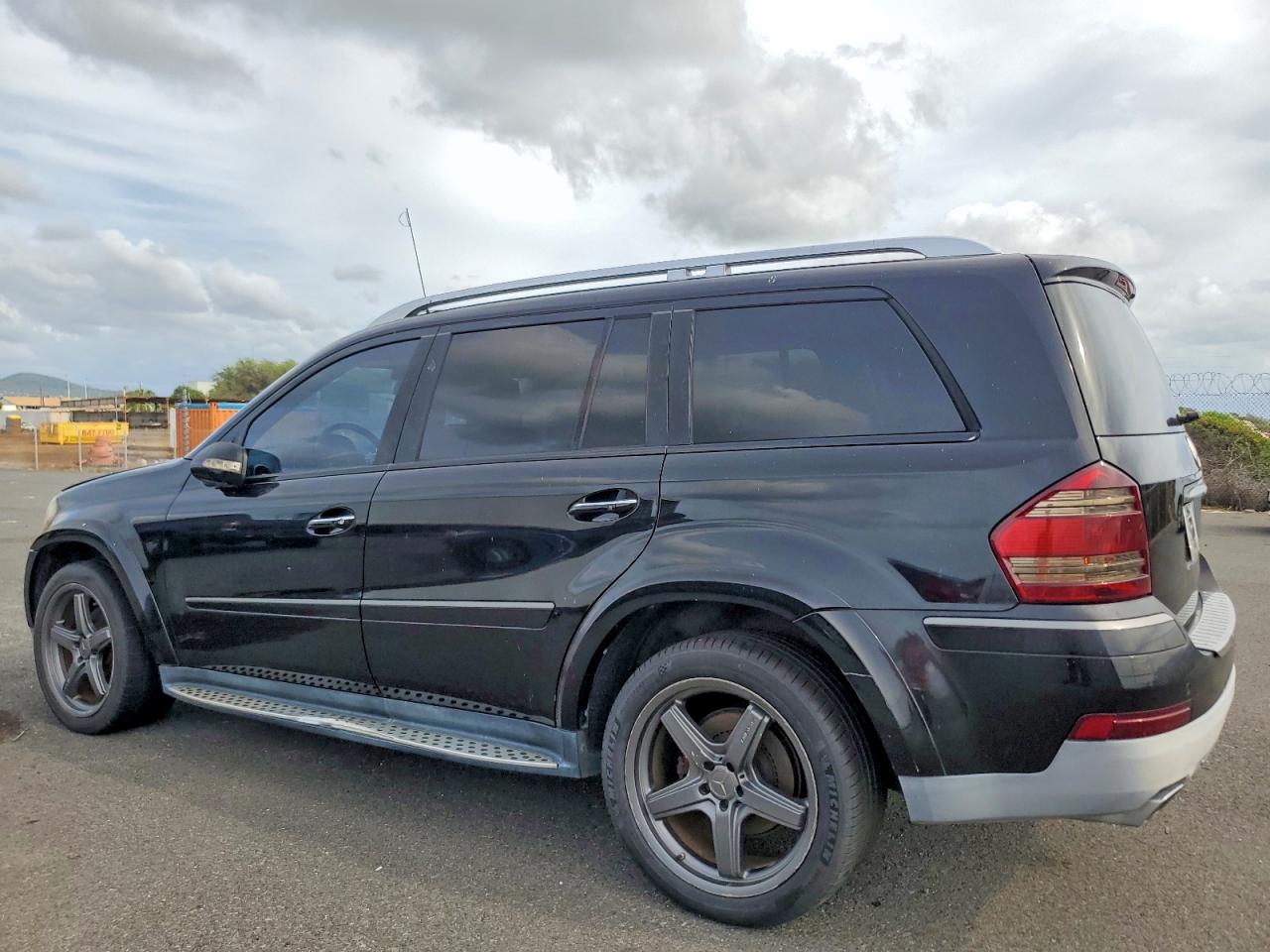 2008 MERCEDES-BENZ GL 550 4MATIC photo 2