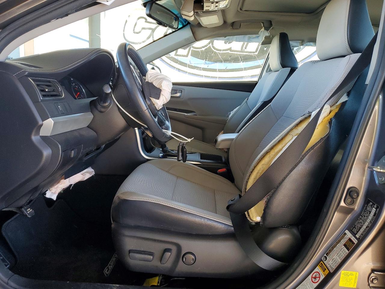 2017 TOYOTA CAMRY LE photo 7