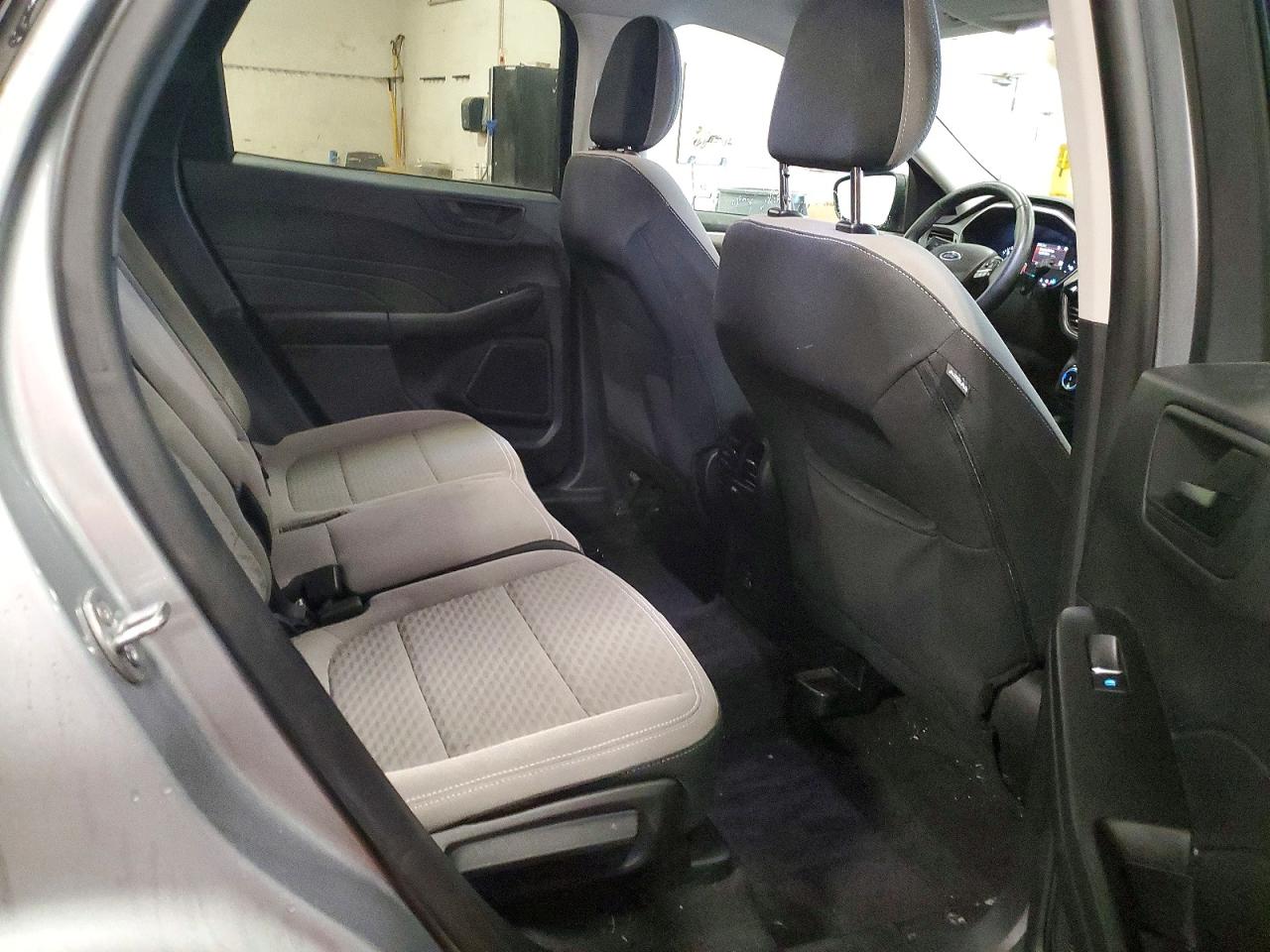 2022 FORD ESCAPE SE photo 11