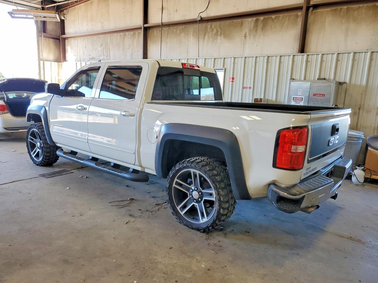 2015 GMC SIERRA K1500 SLE photo 3