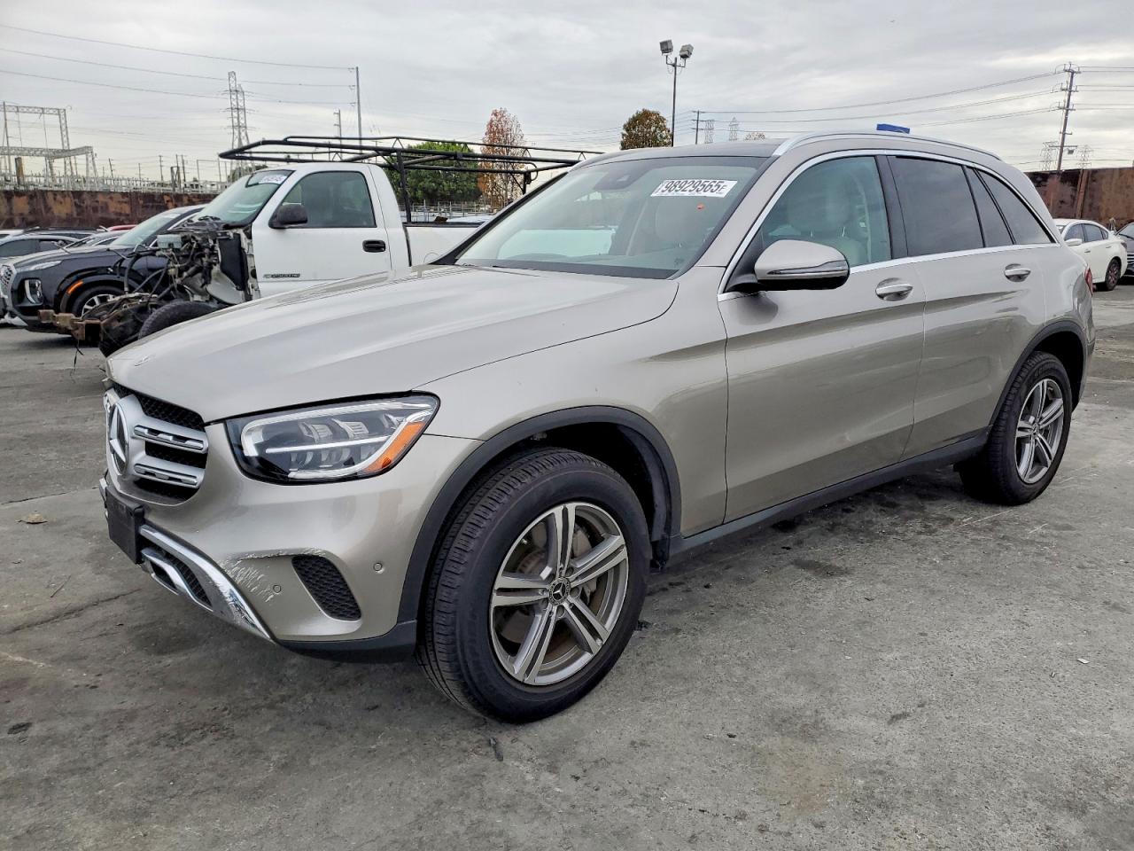 2022 MERCEDES-BENZ GLC