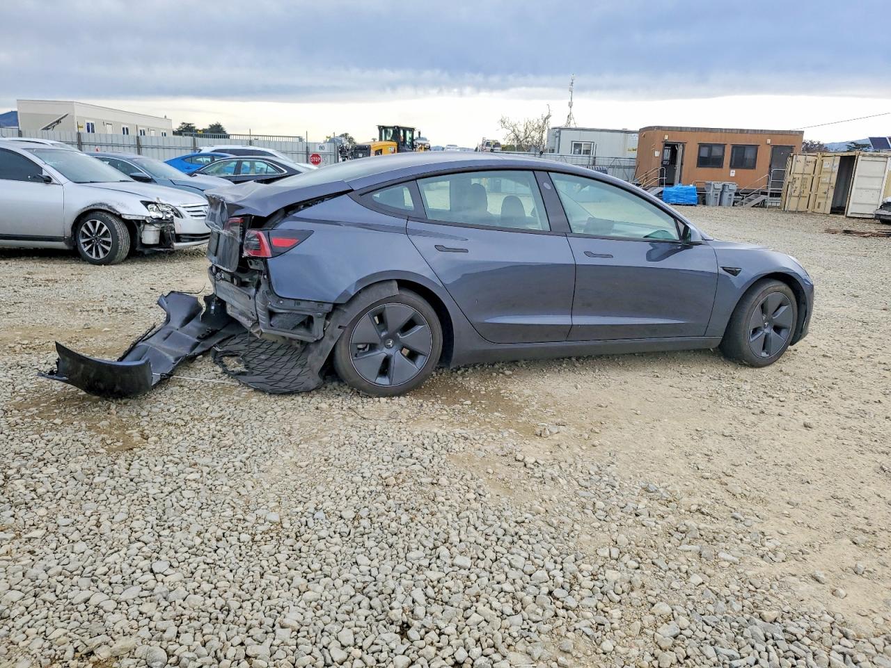 2023 TESLA MODEL 3 photo 3