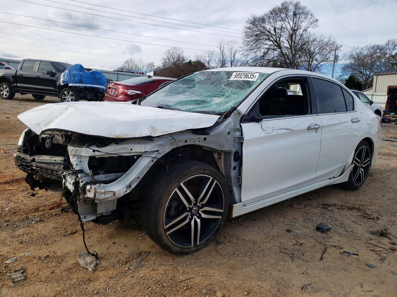 2017 HONDA ACCORD