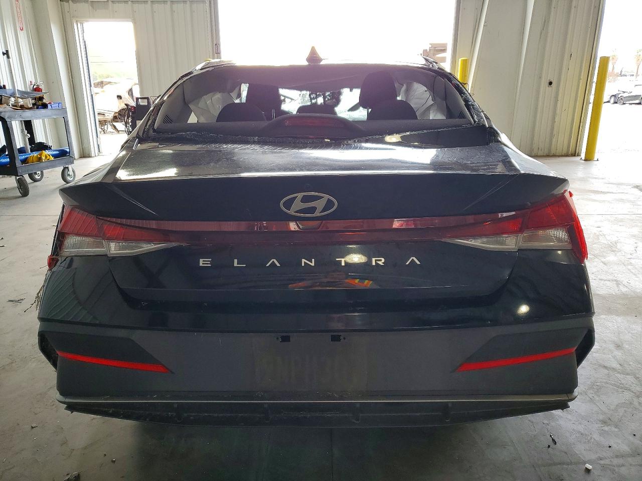 2024 HYUNDAI ELANTRA SE photo 6